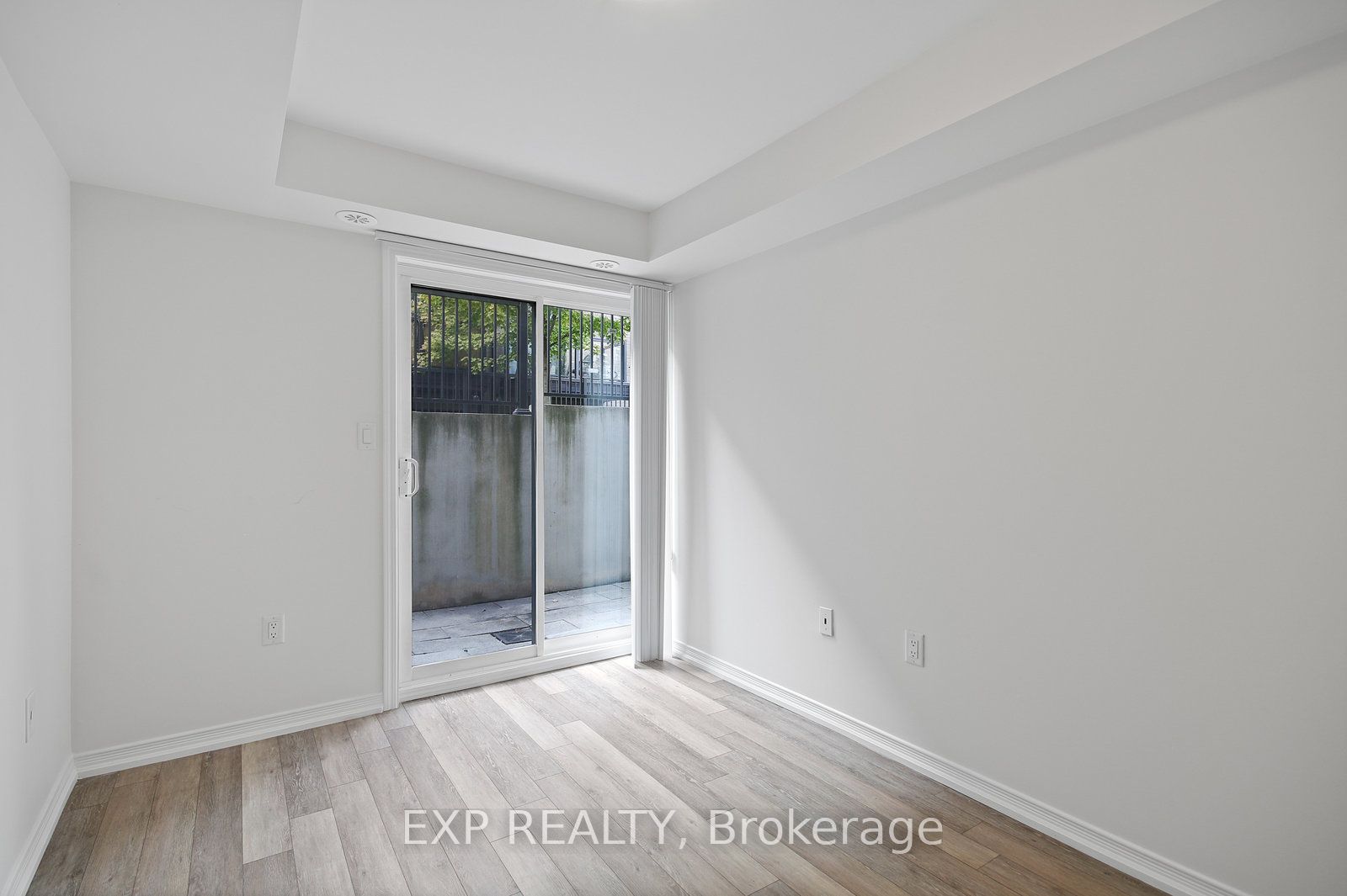 MLS #W12363475 image #16