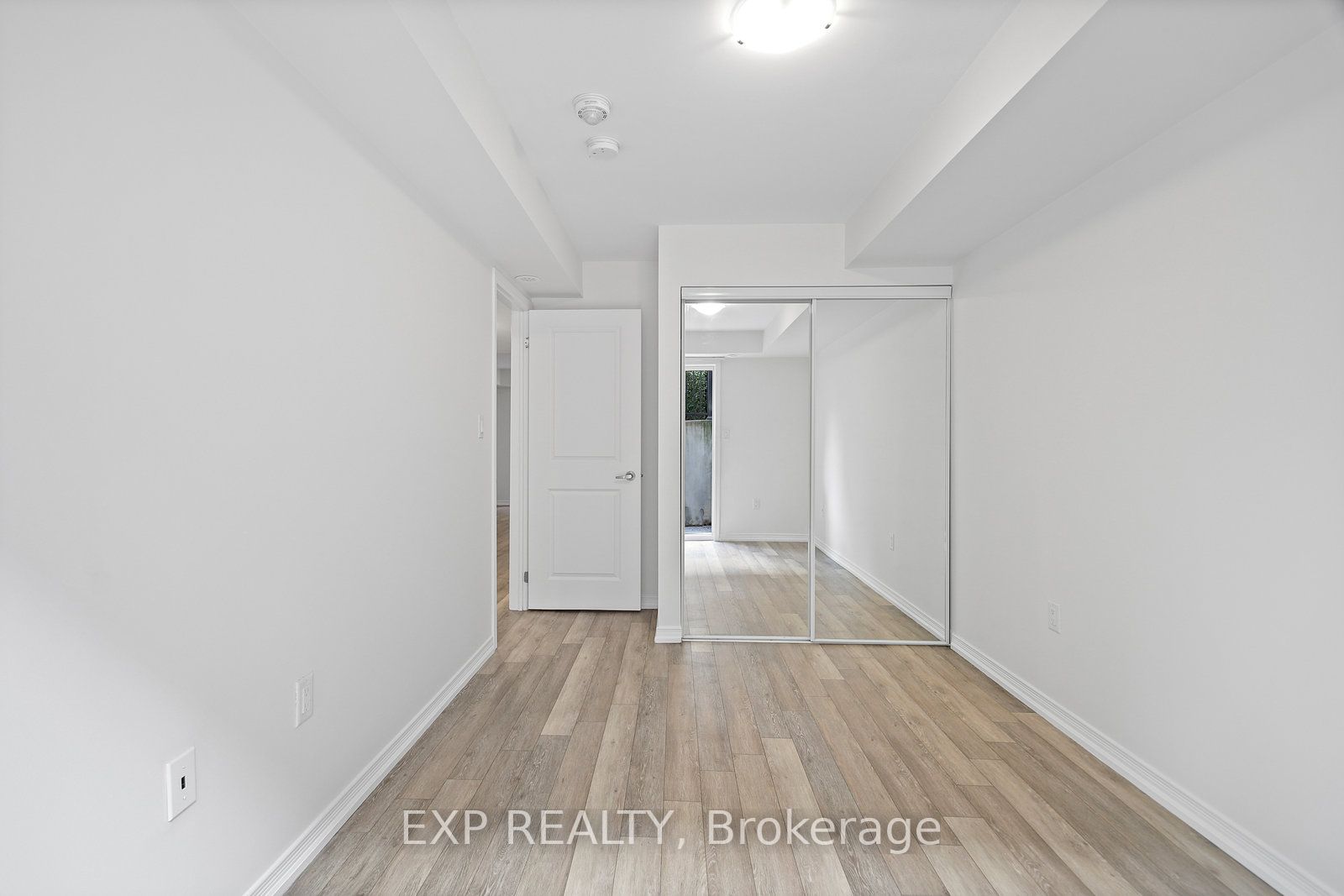 MLS #W12363475 image #17