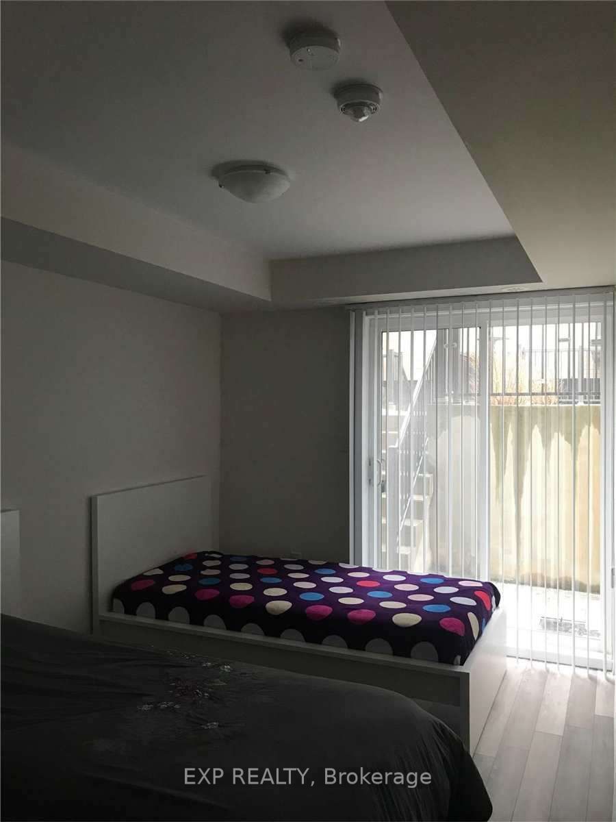 MLS #W12363475 image #3