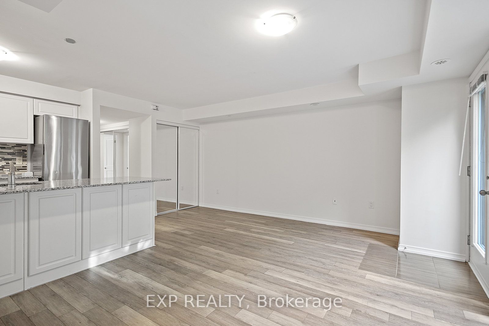 MLS #W12363475 image #9