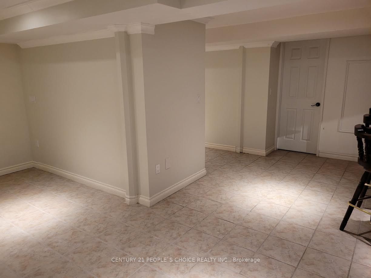 MLS #W12363476 image #4