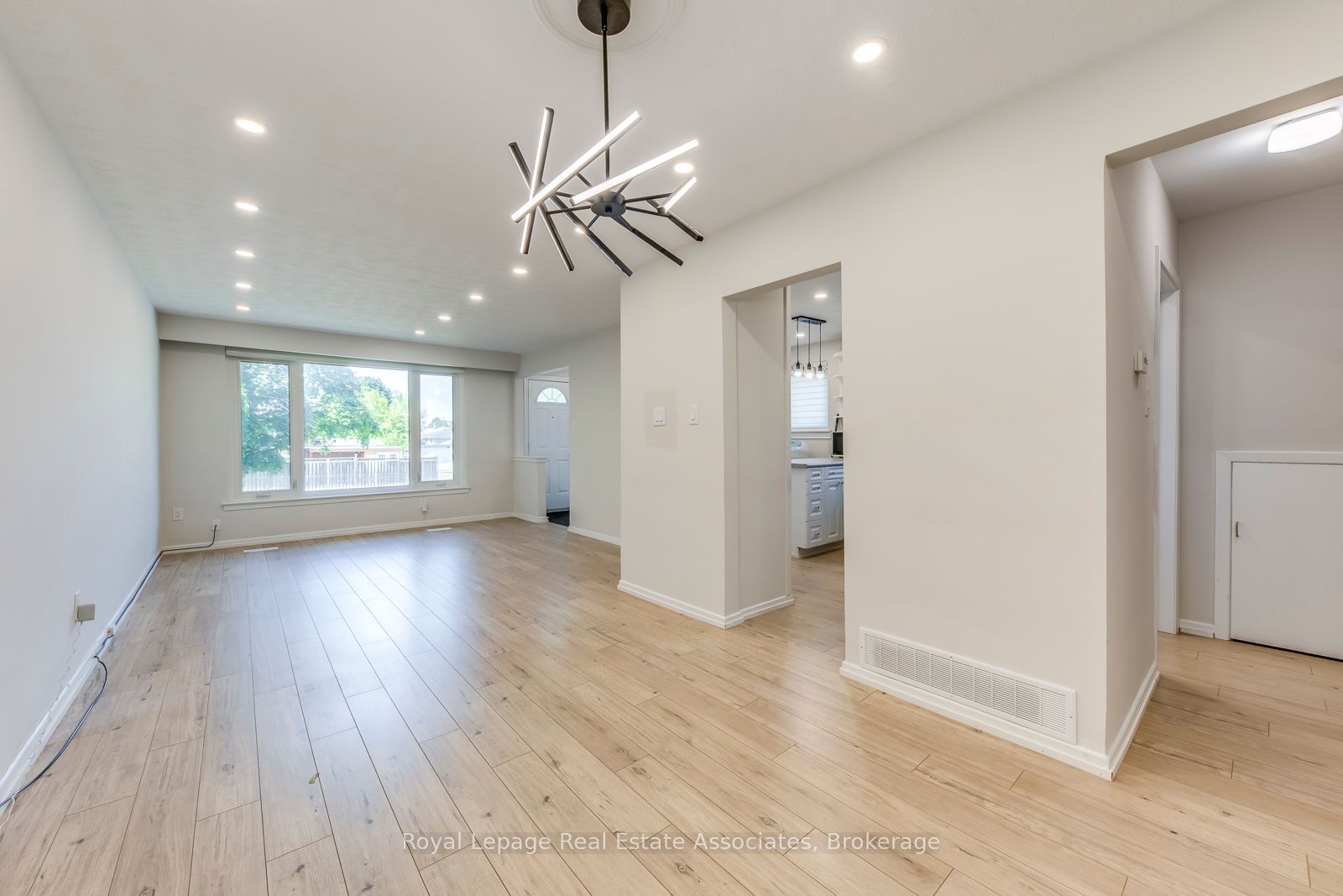 MLS #W12363558 image #10