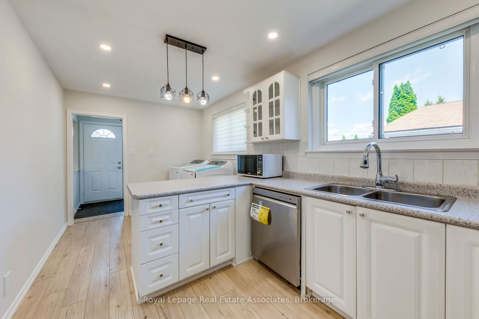 MLS #W12363558 image #16