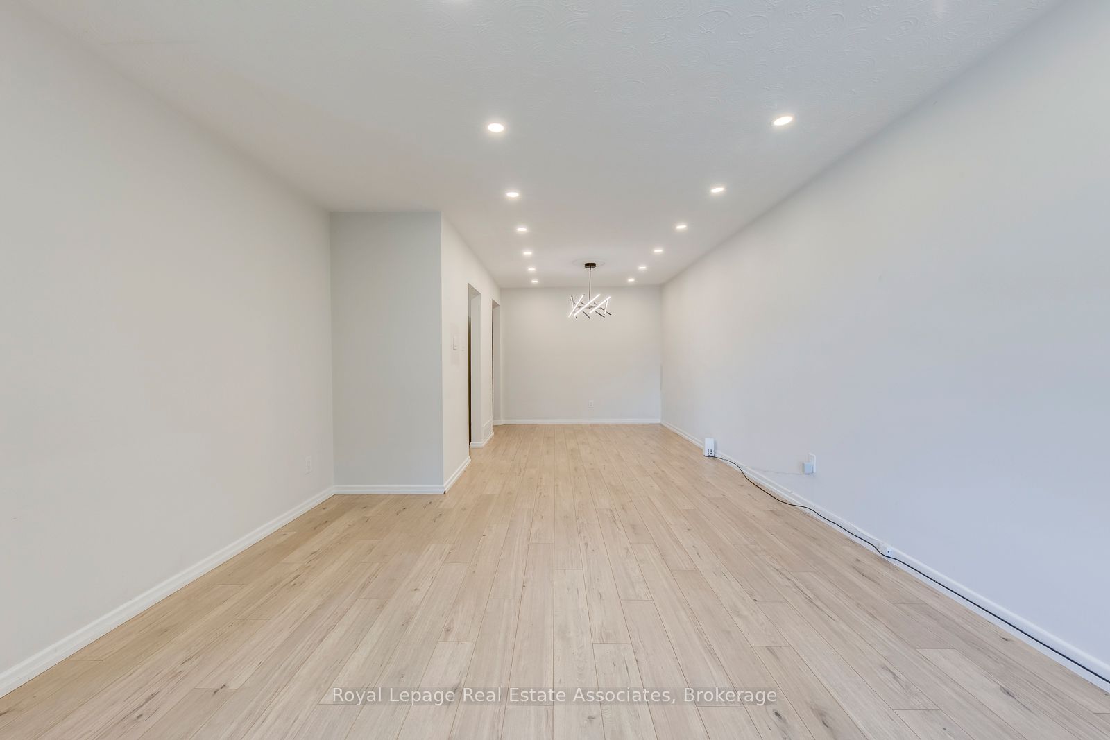 MLS #W12363558 image #6