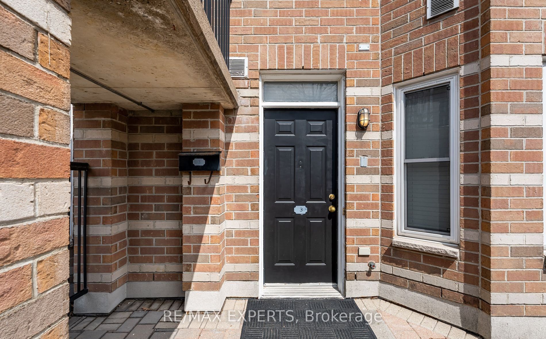 MLS #W12363587 image #1