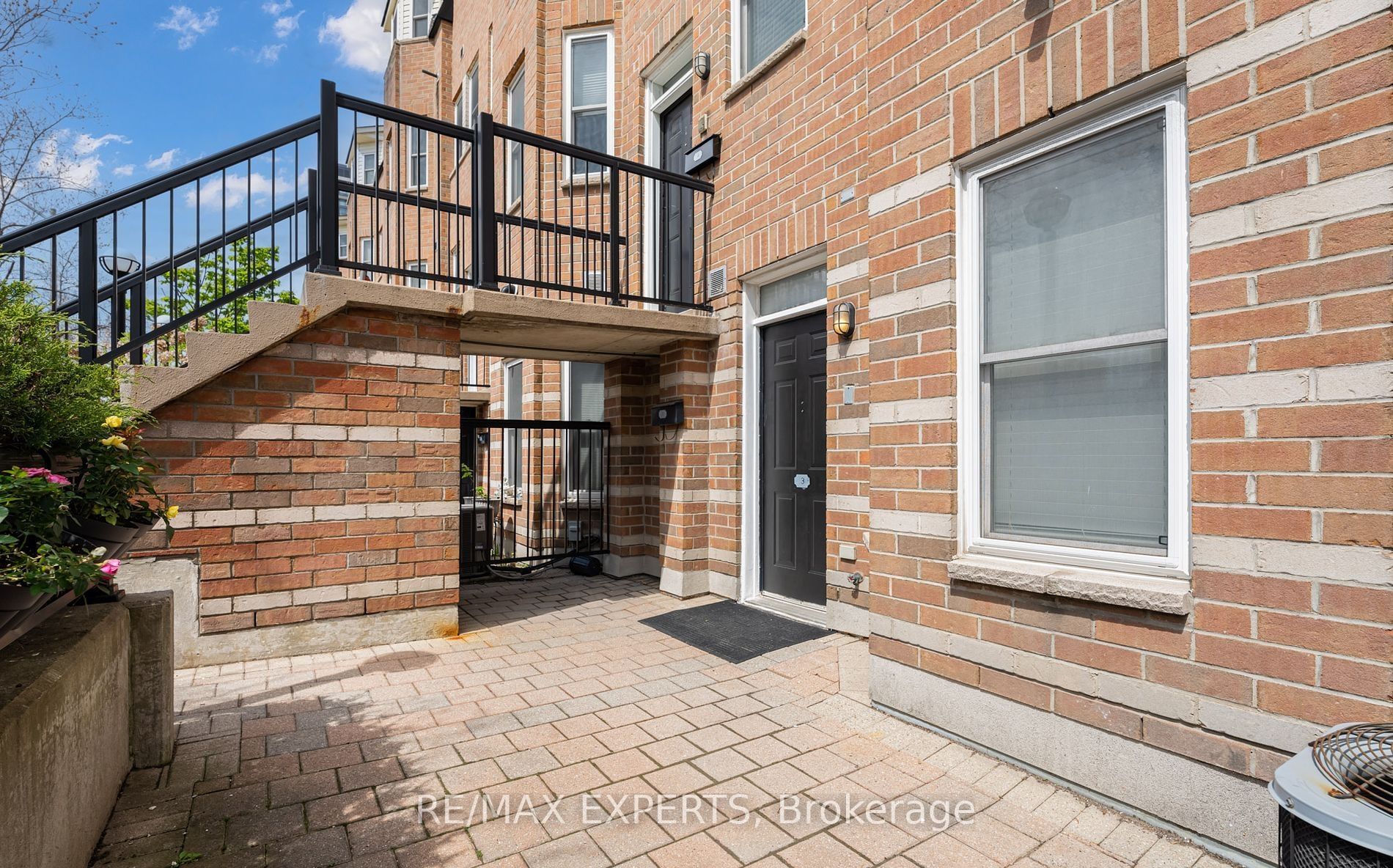 MLS #W12363587 image #2