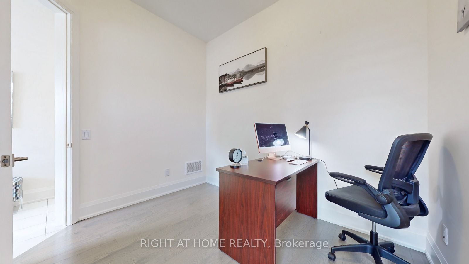 MLS #W12364574 image #15