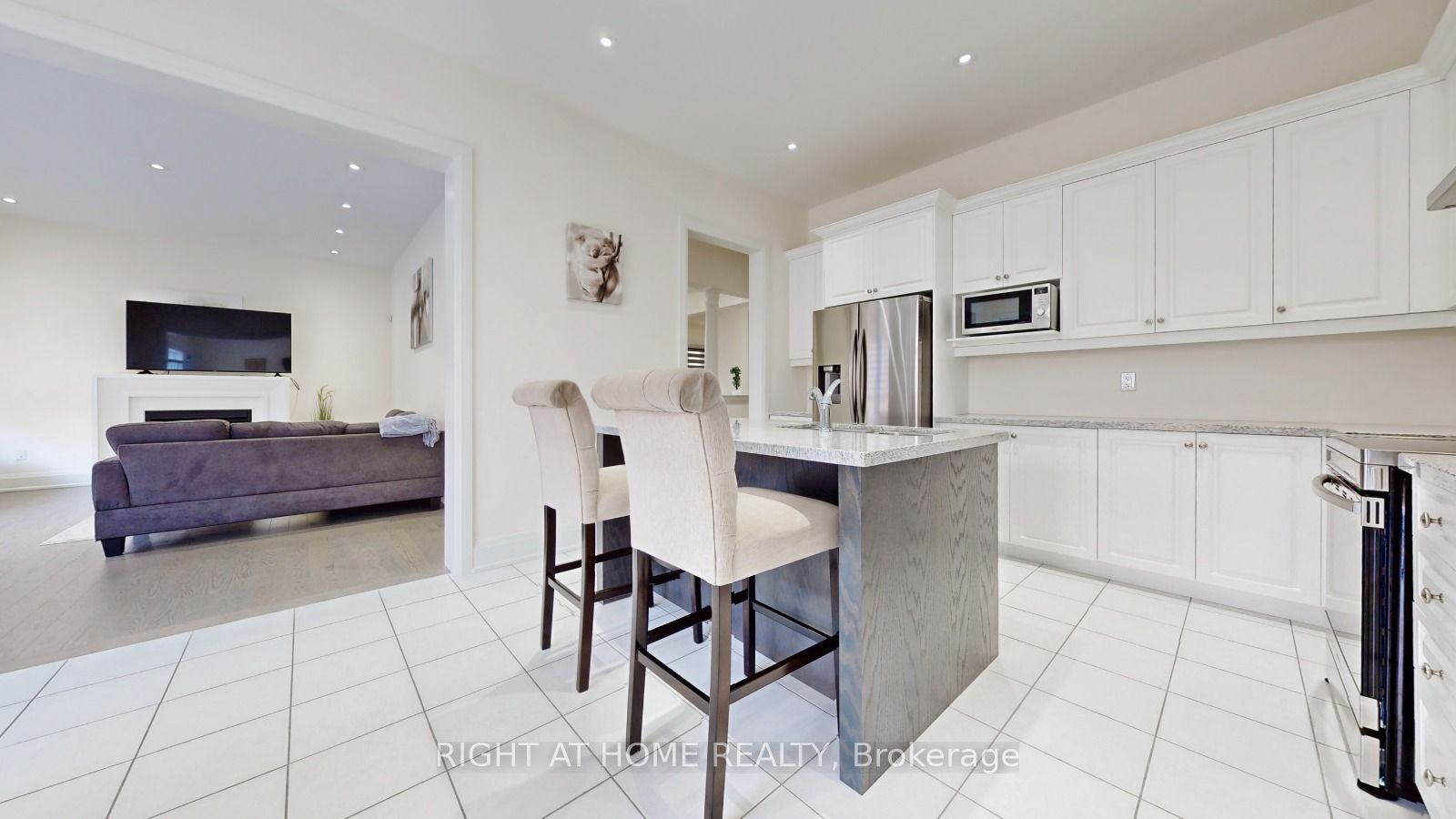 MLS #W12364574 image #8