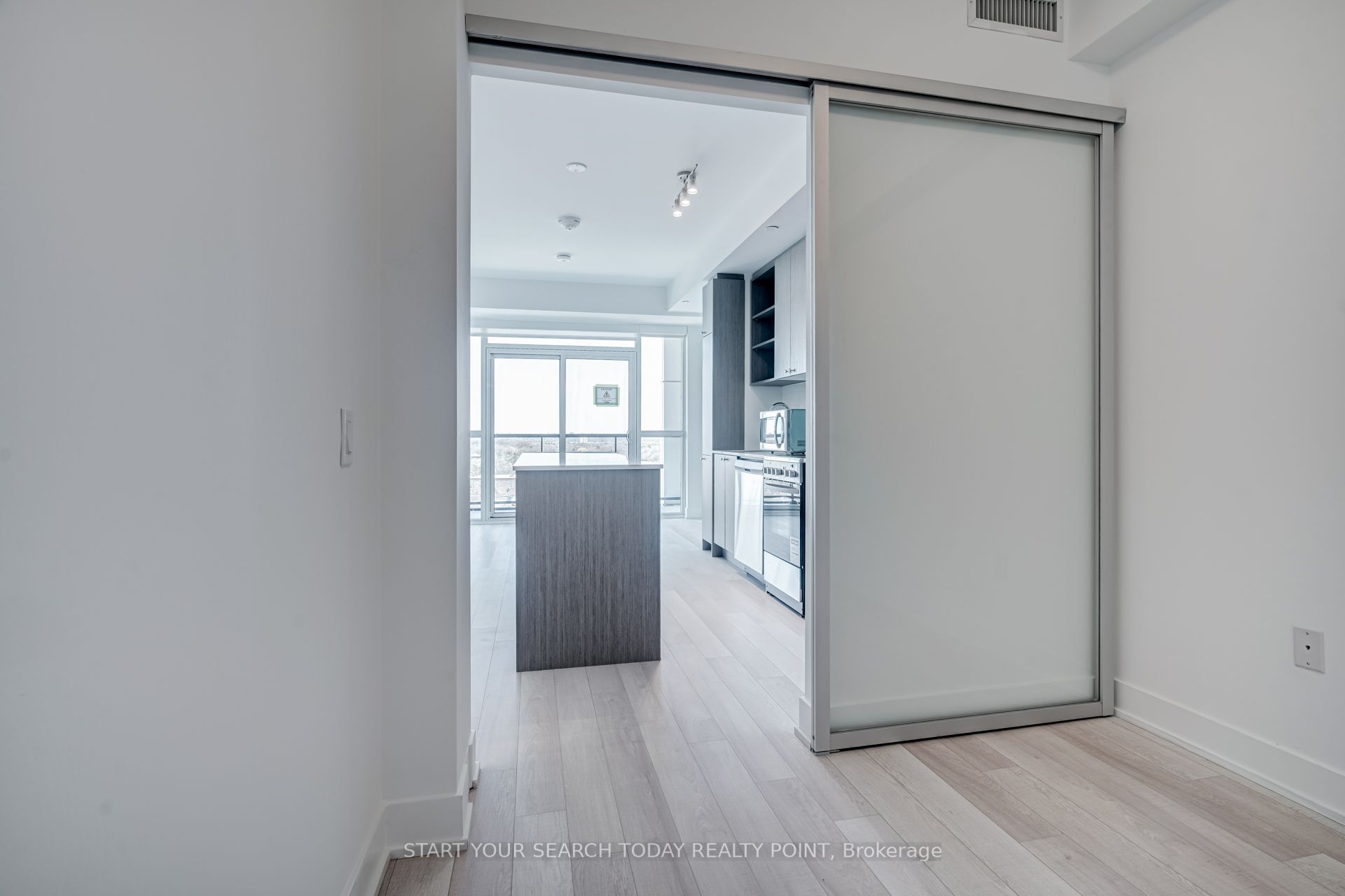 MLS #W12364661 image #21