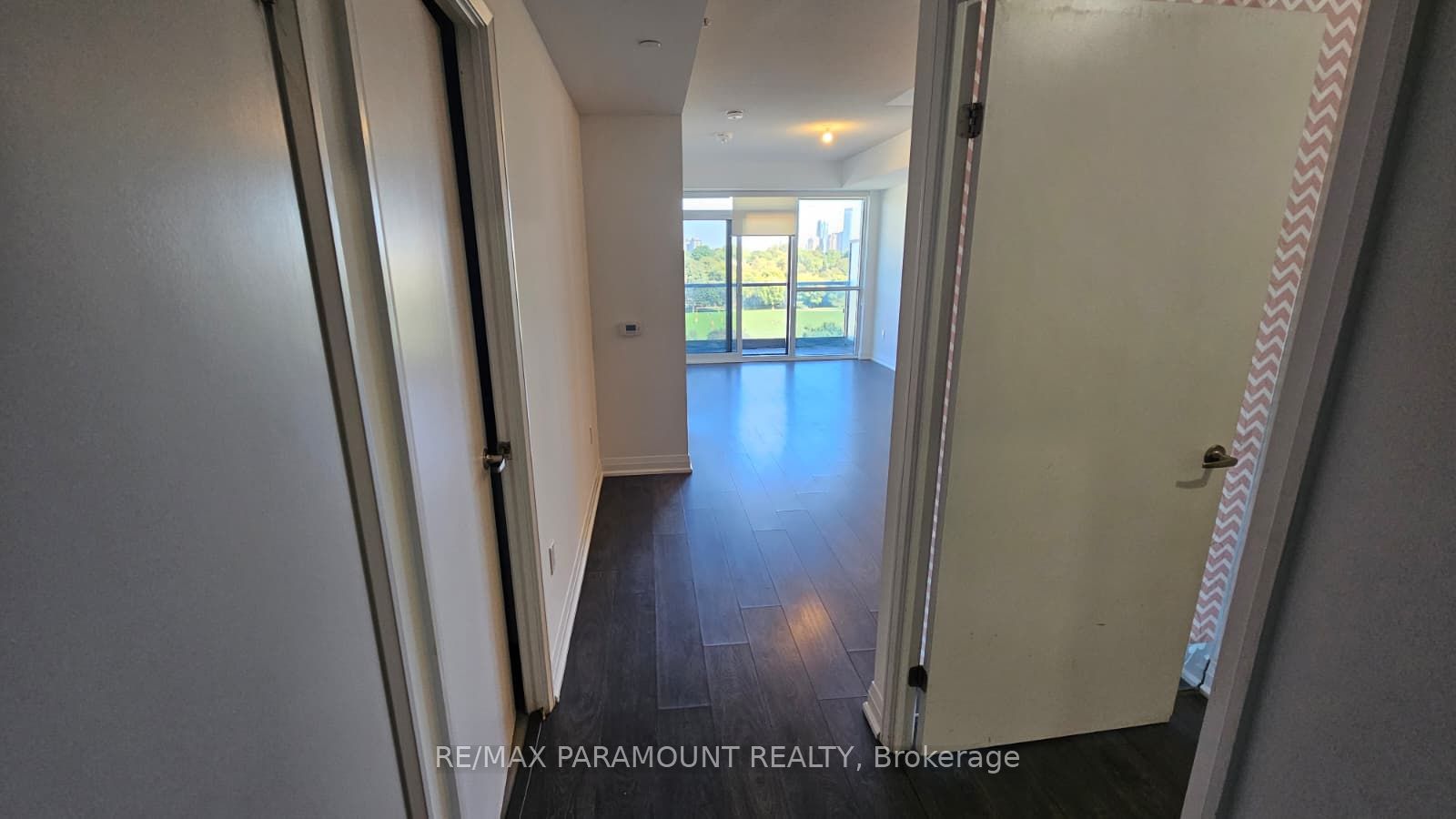 MLS #W12364681 image #1