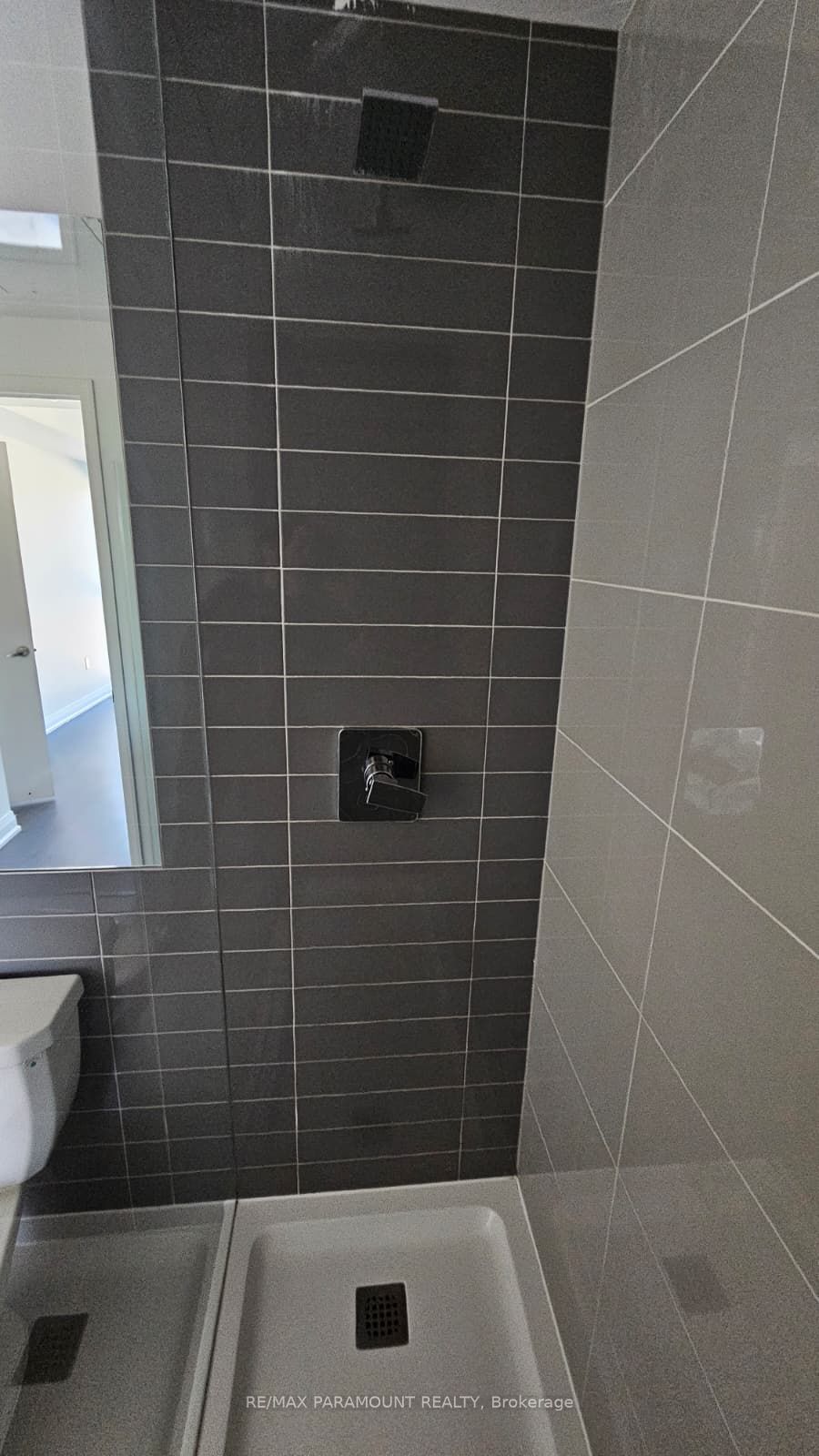 MLS #W12364681 image #14