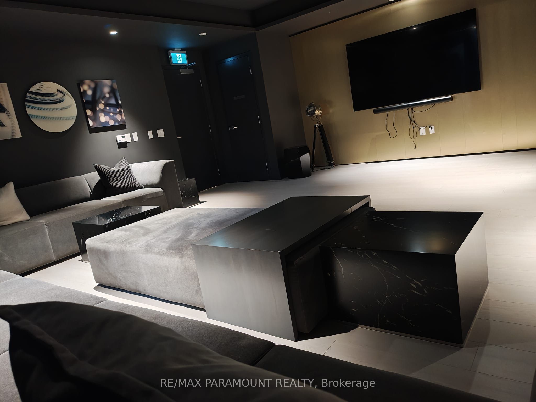 MLS #W12364681 image #16