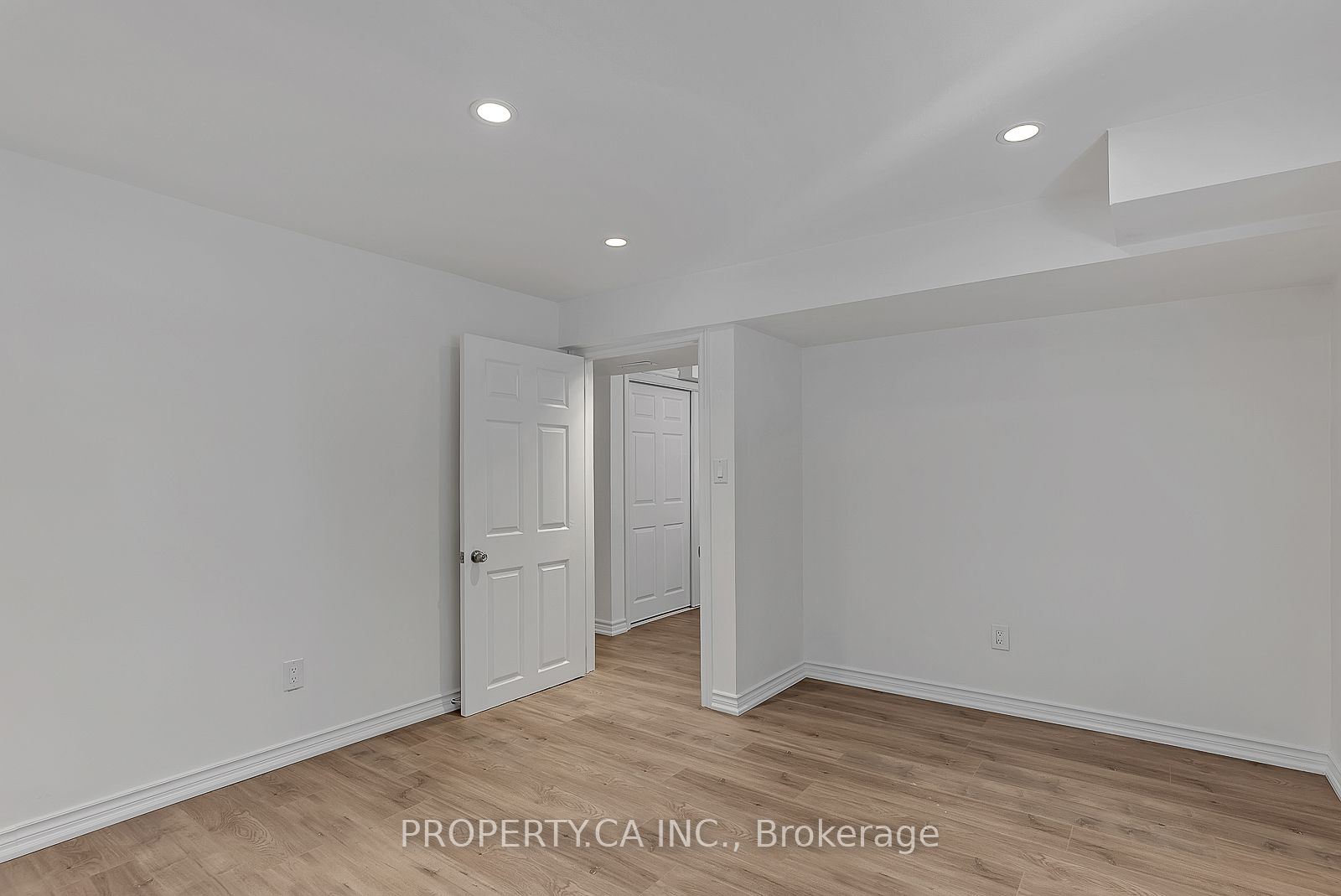 MLS #W12364983 image #12