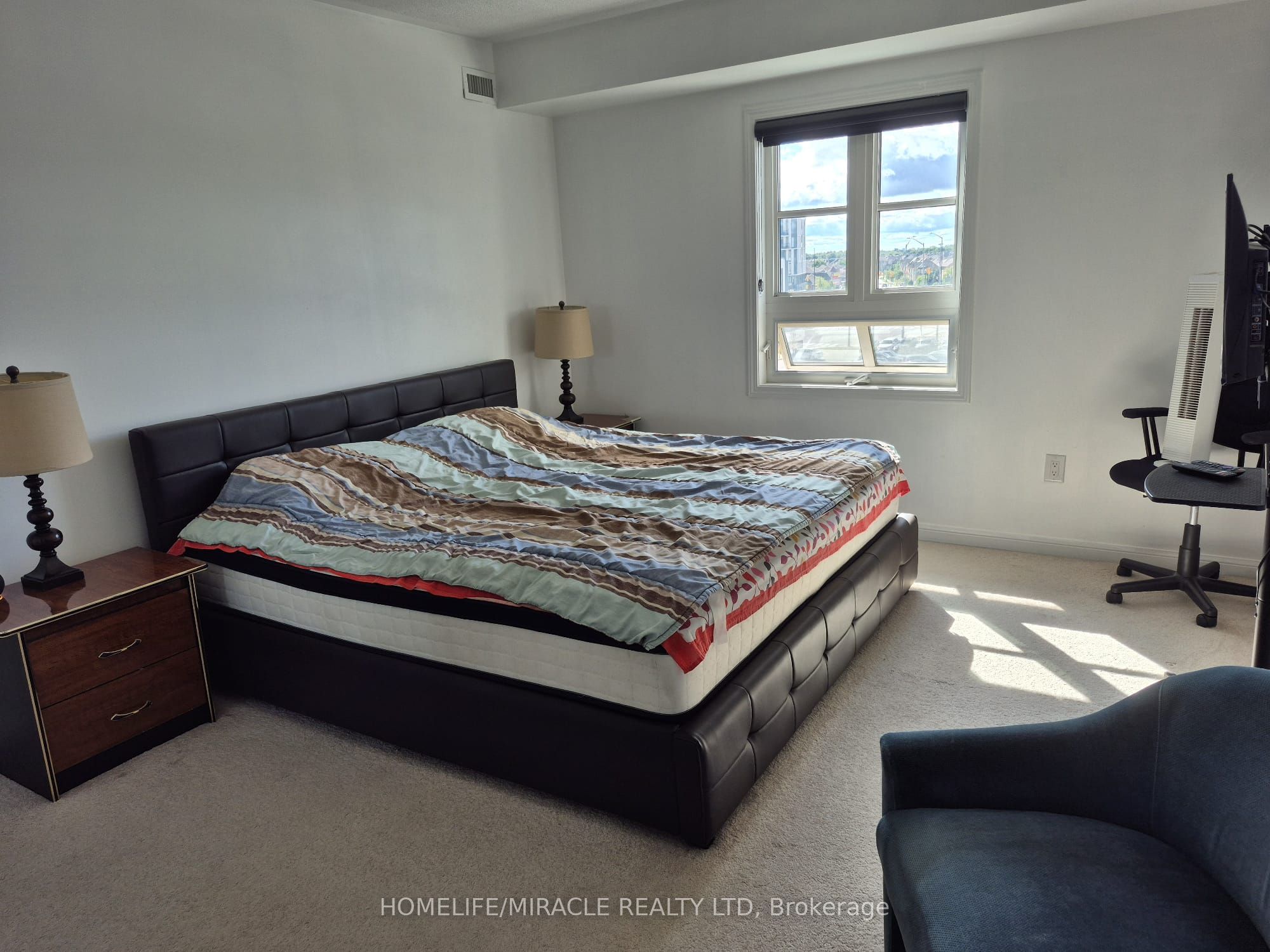 MLS #W12365070 image #17