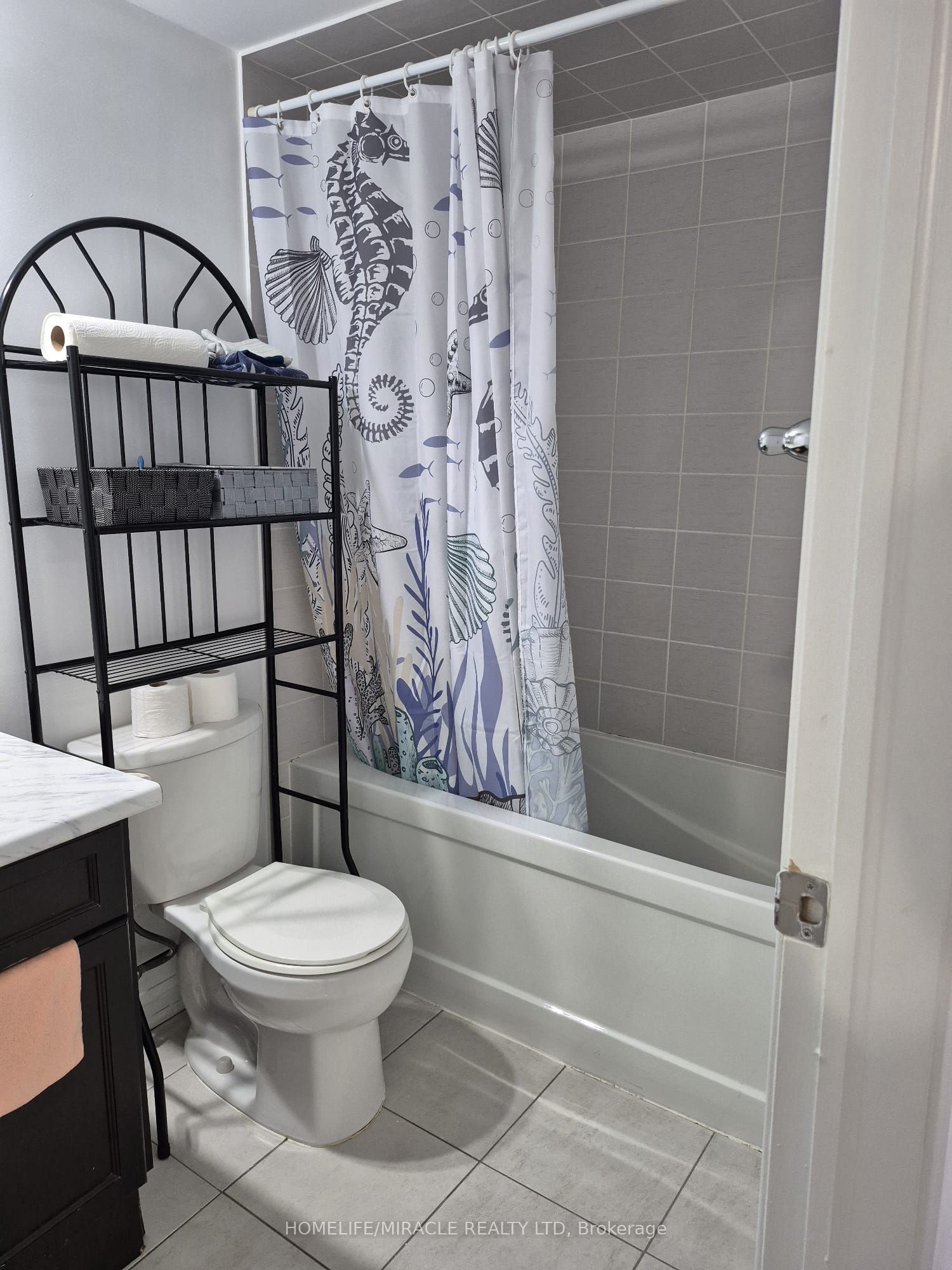 MLS #W12365070 image #22