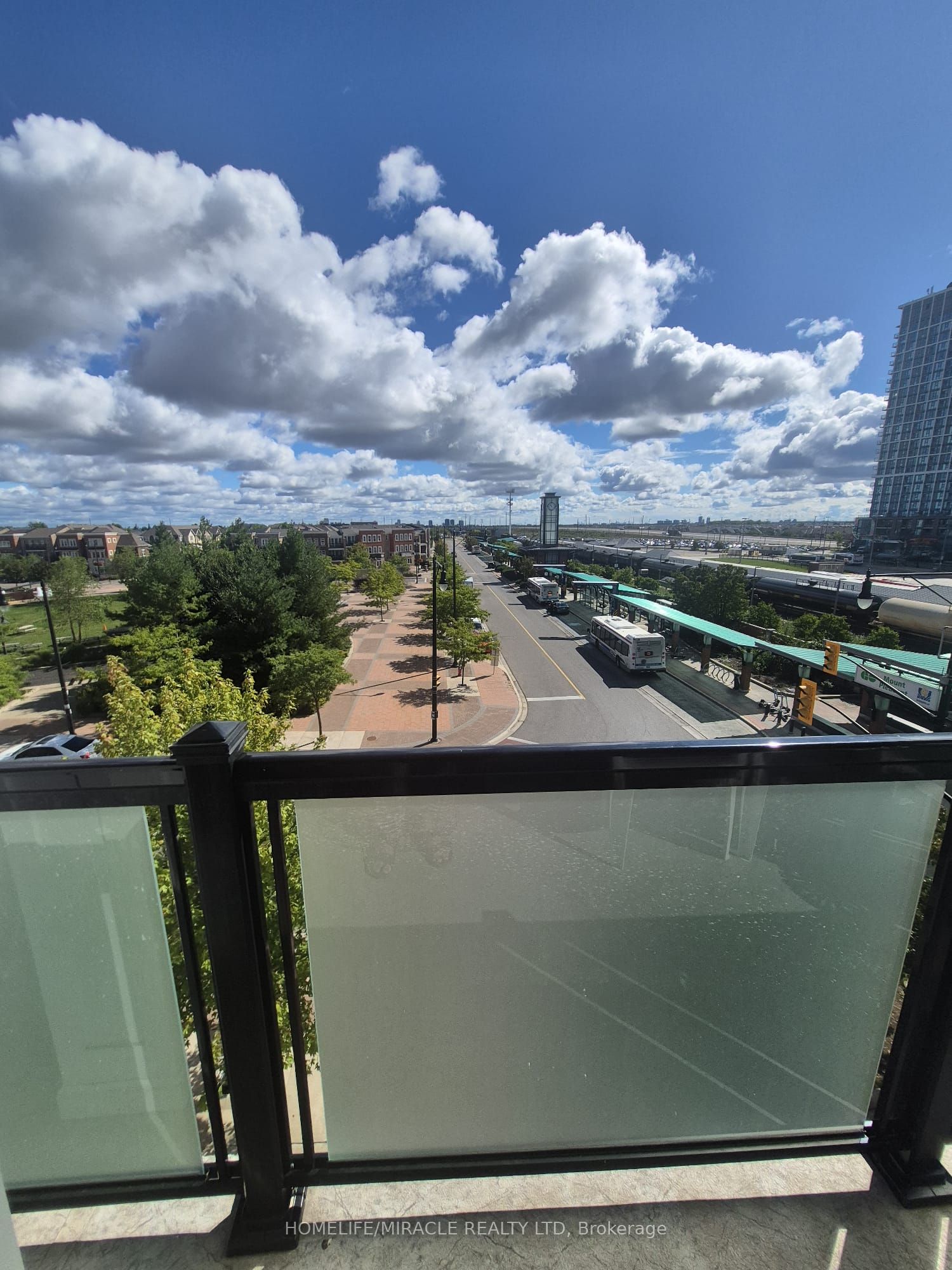 MLS #W12365070 image #27