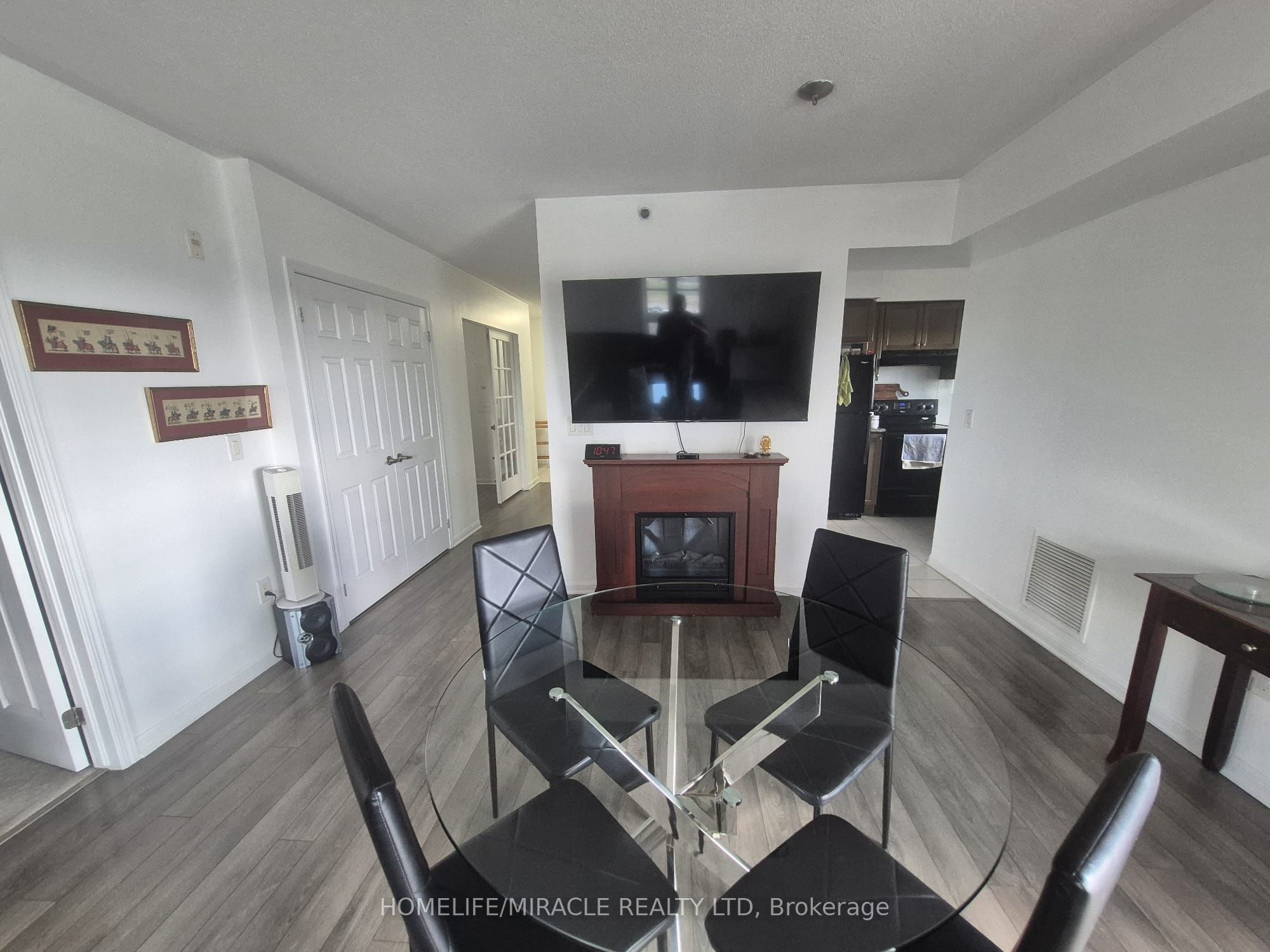 MLS #W12365070 image #5