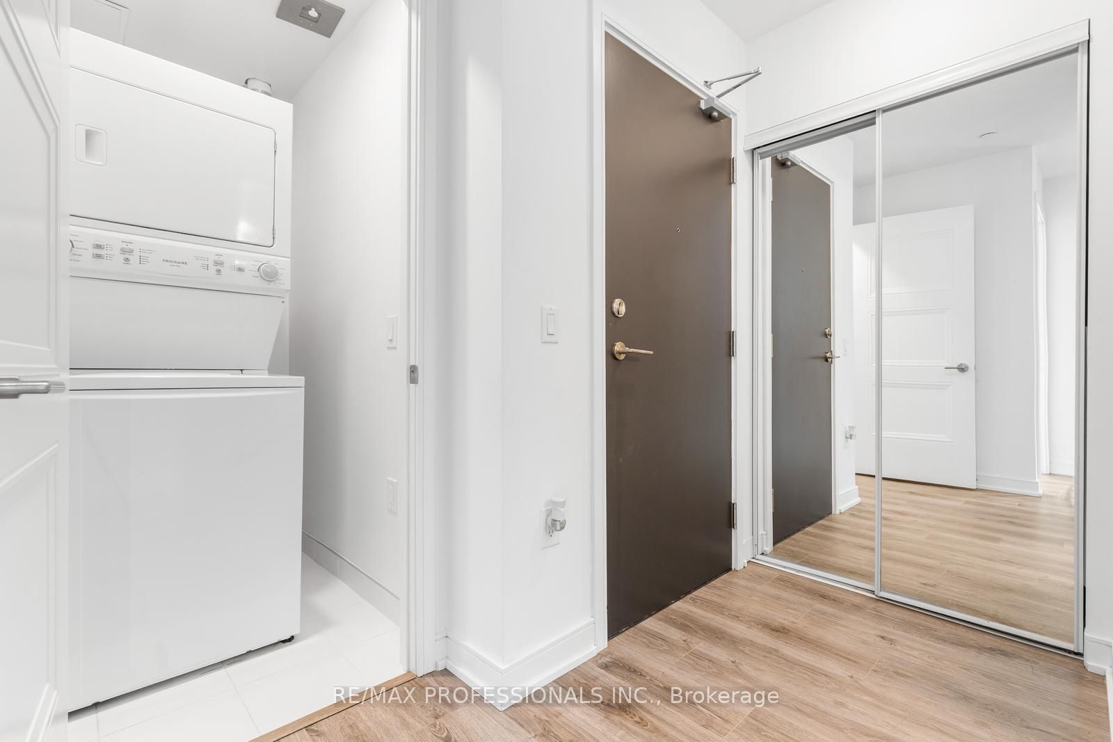 MLS #W12365184 image #15