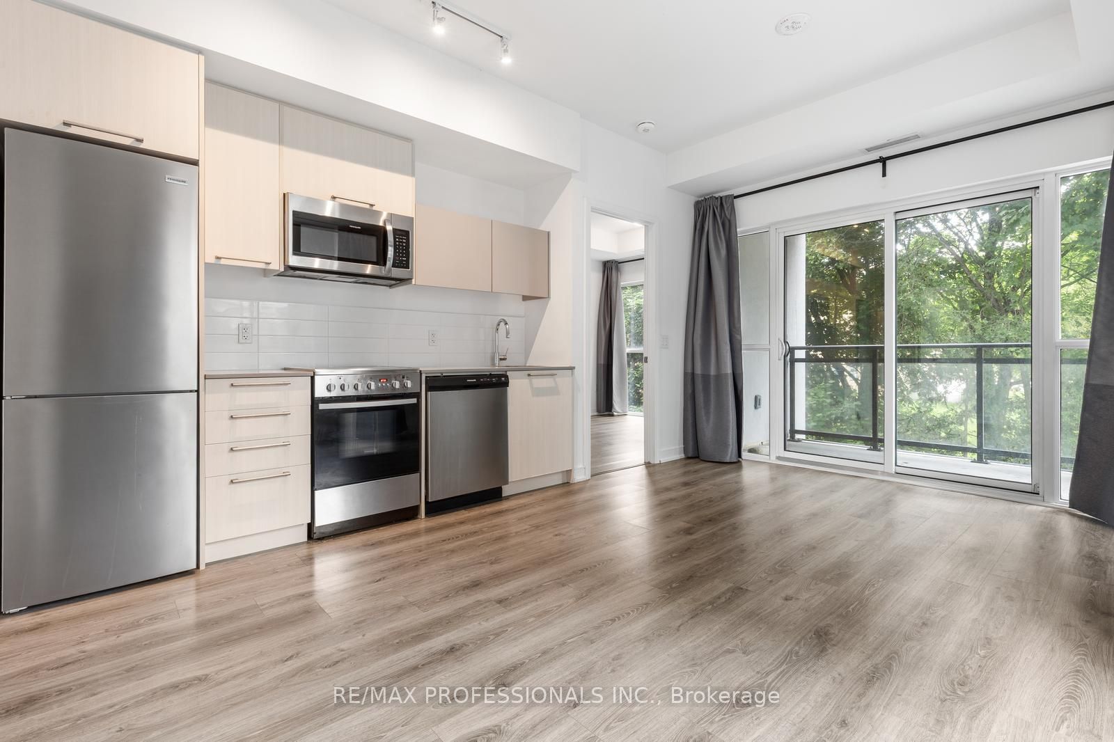 MLS #W12365184 image #4