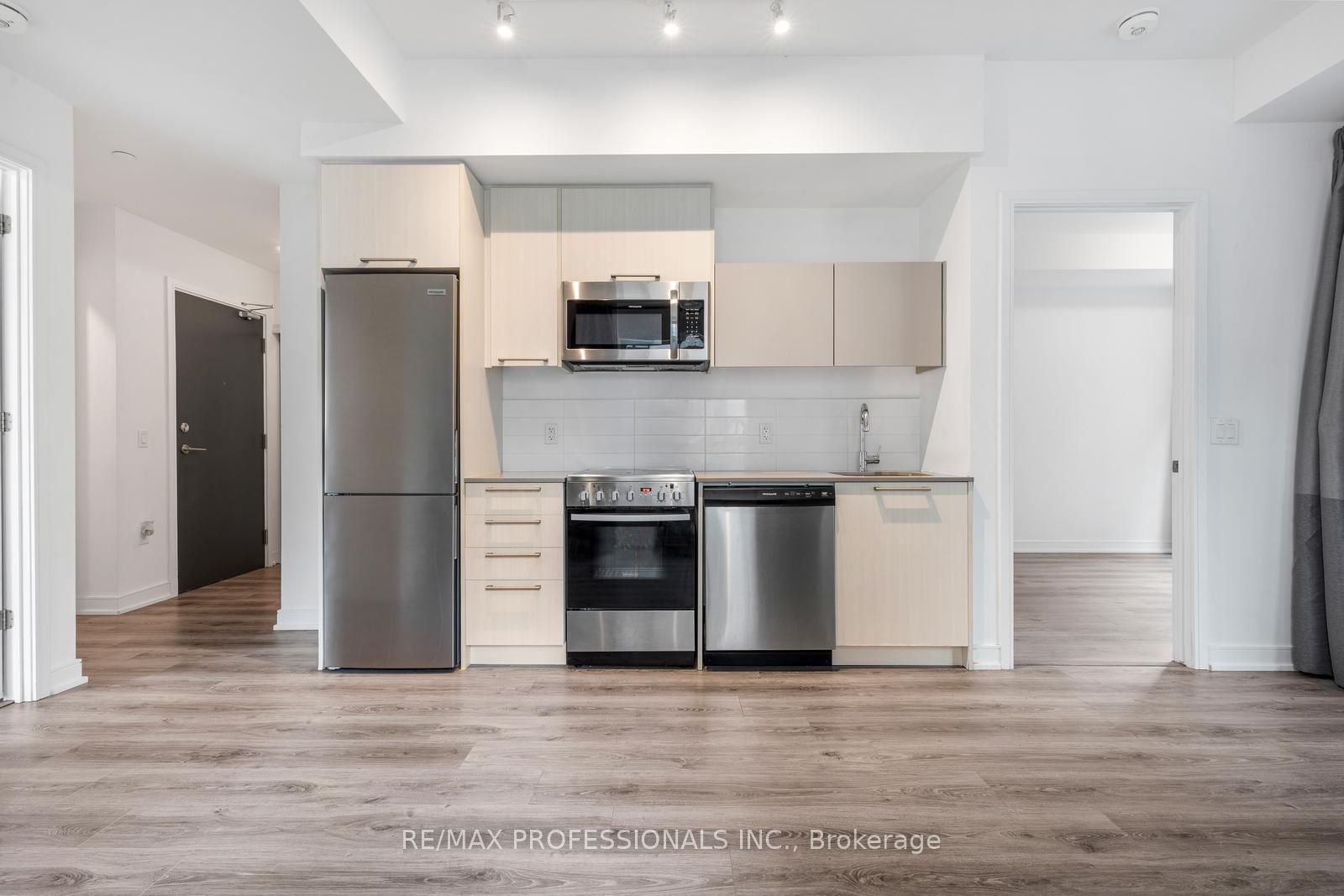 MLS #W12365184 image #5