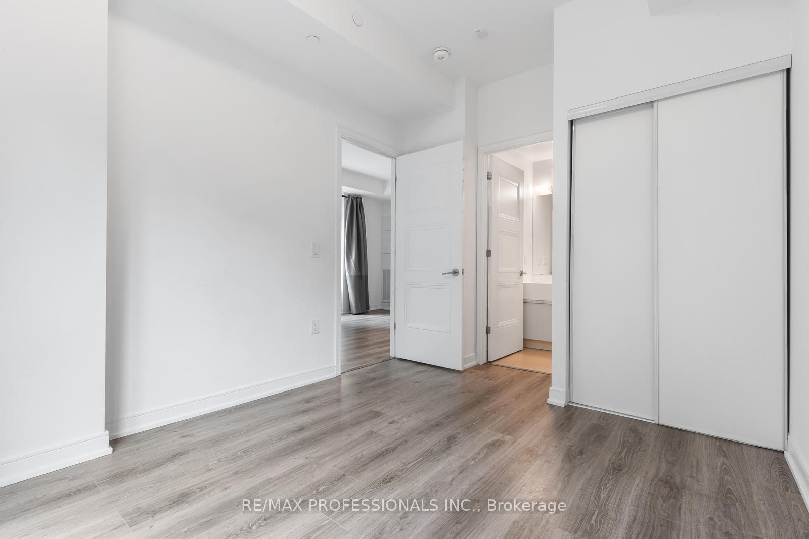 MLS #W12365184 image #9