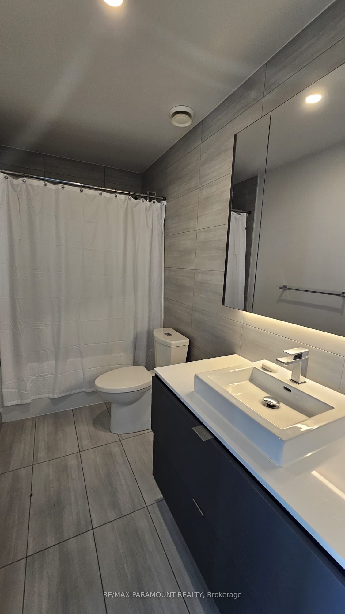 MLS #W12365344 image #10