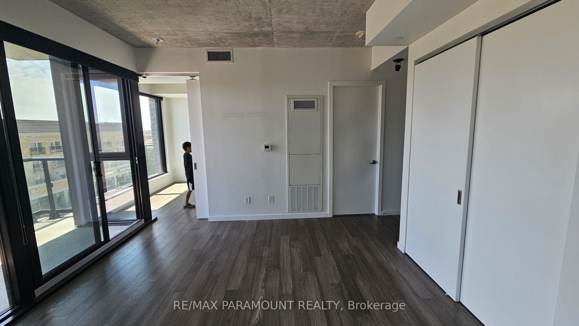 MLS #W12365344 image #11