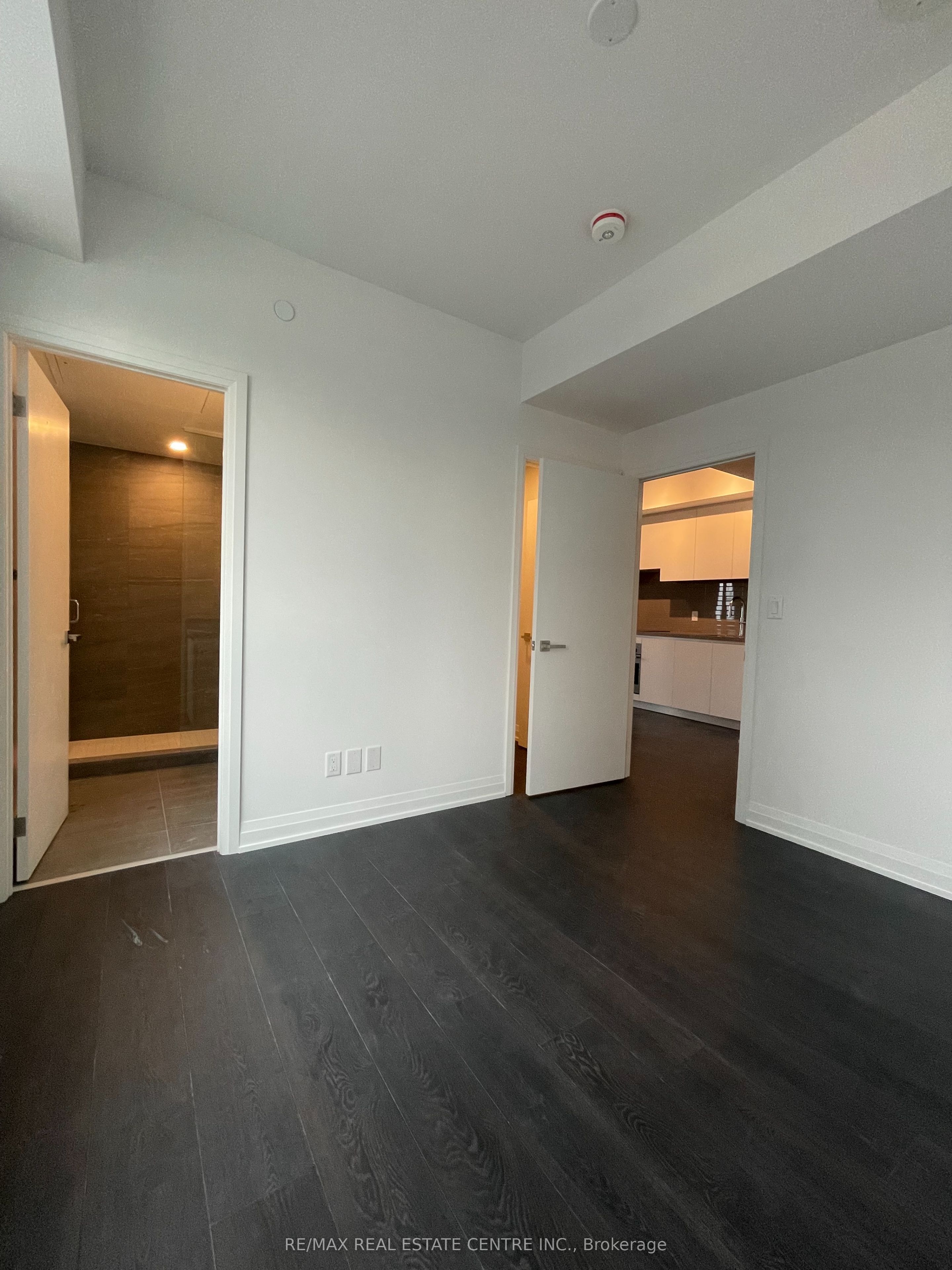 MLS #W12365440 image #13