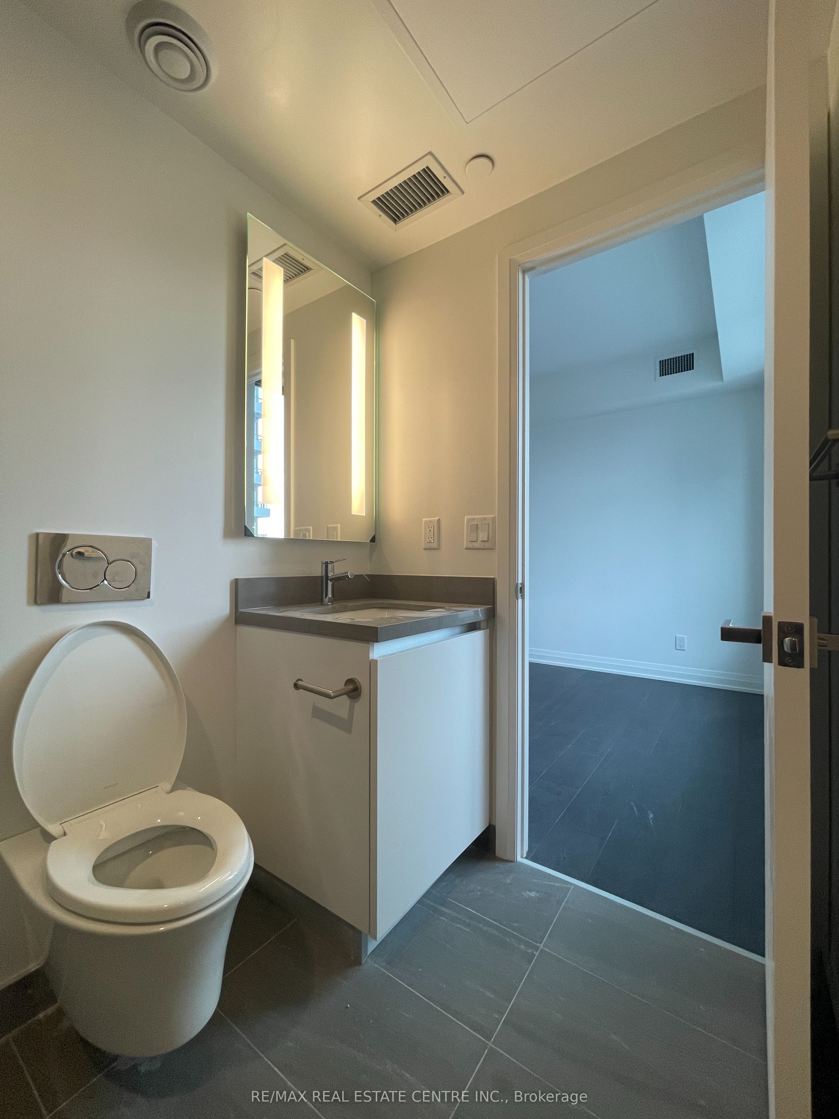 MLS #W12365440 image #15