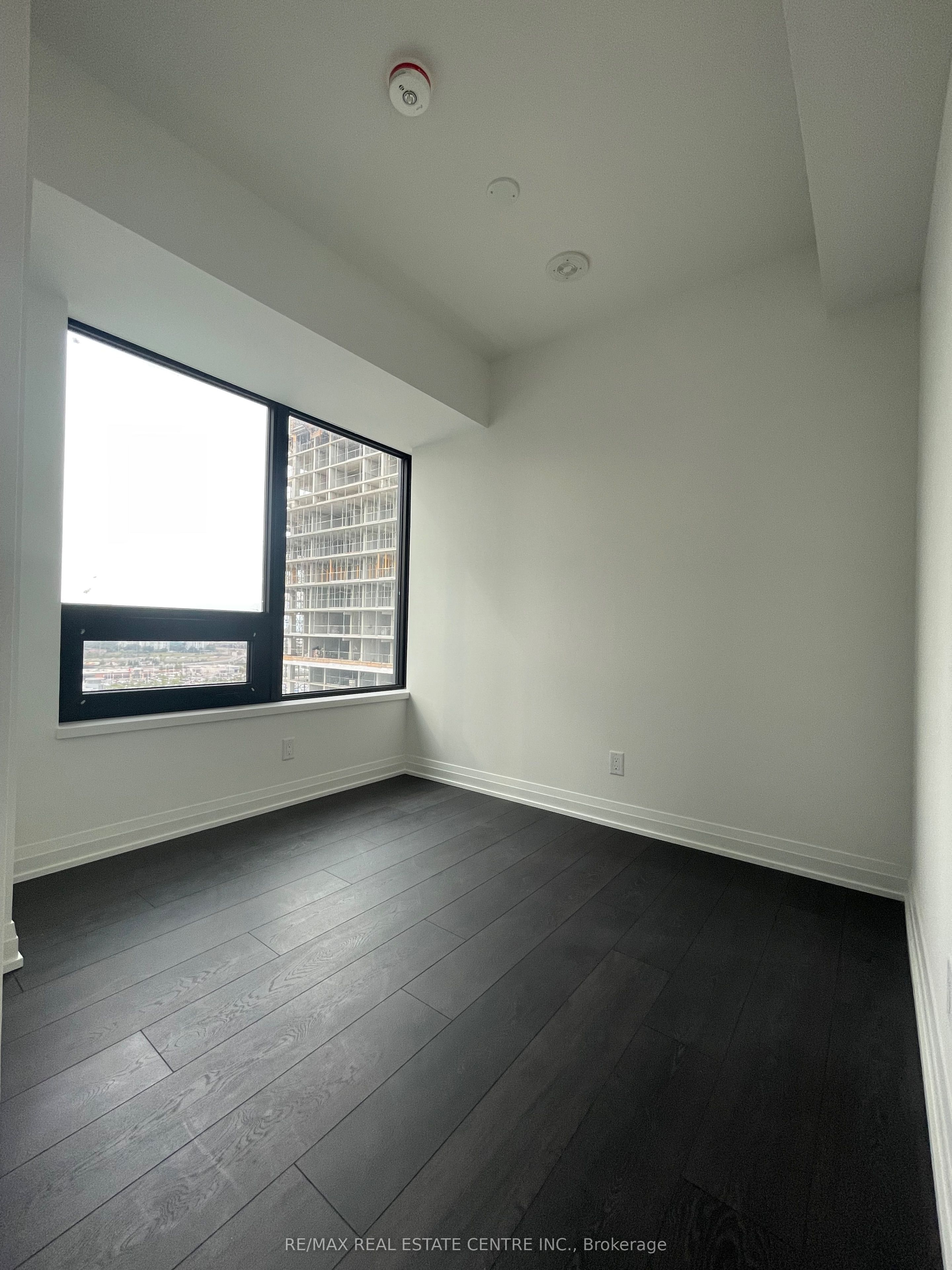 MLS #W12365440 image #18