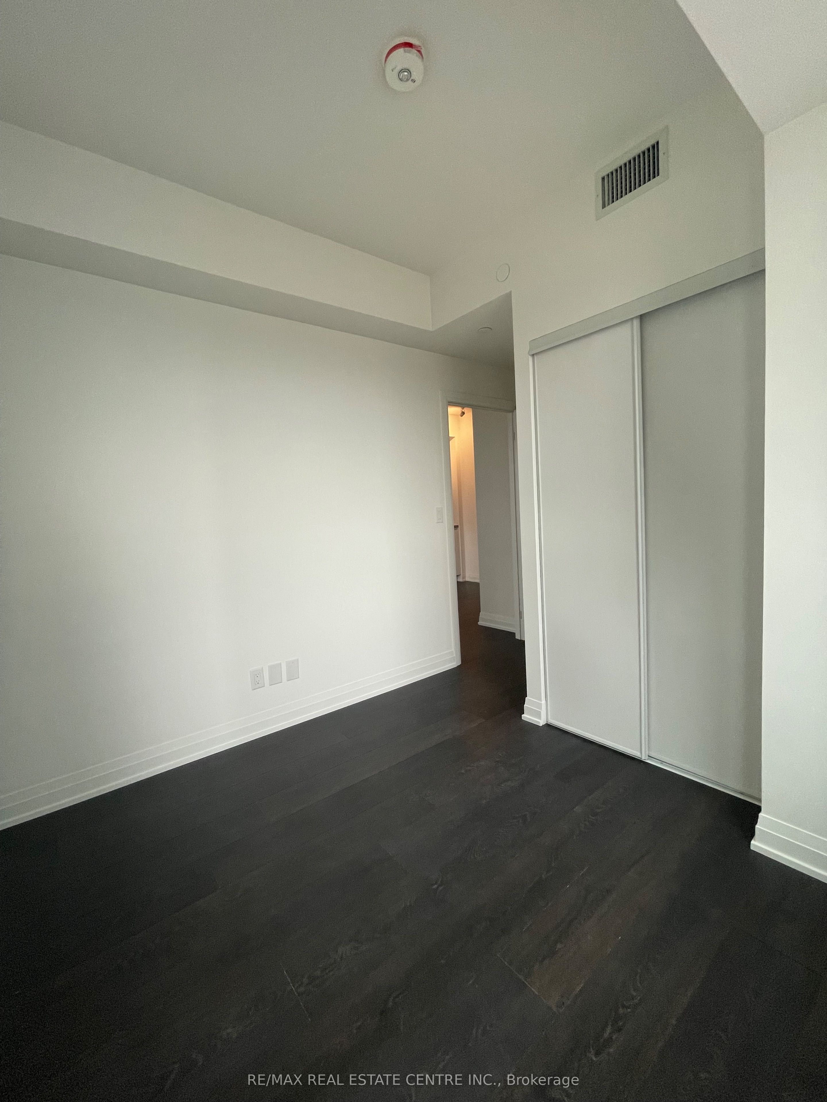 MLS #W12365440 image #19