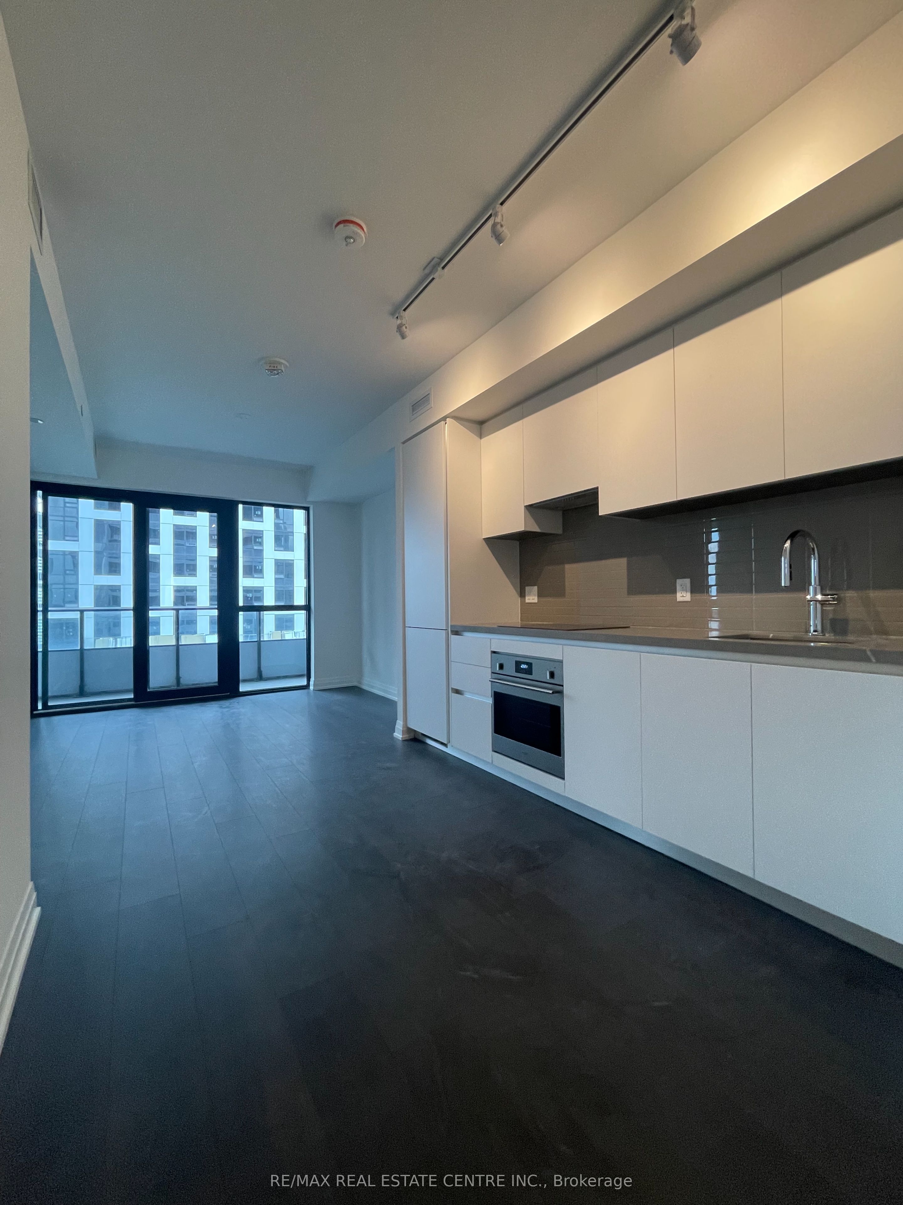 MLS #W12365440 image #2