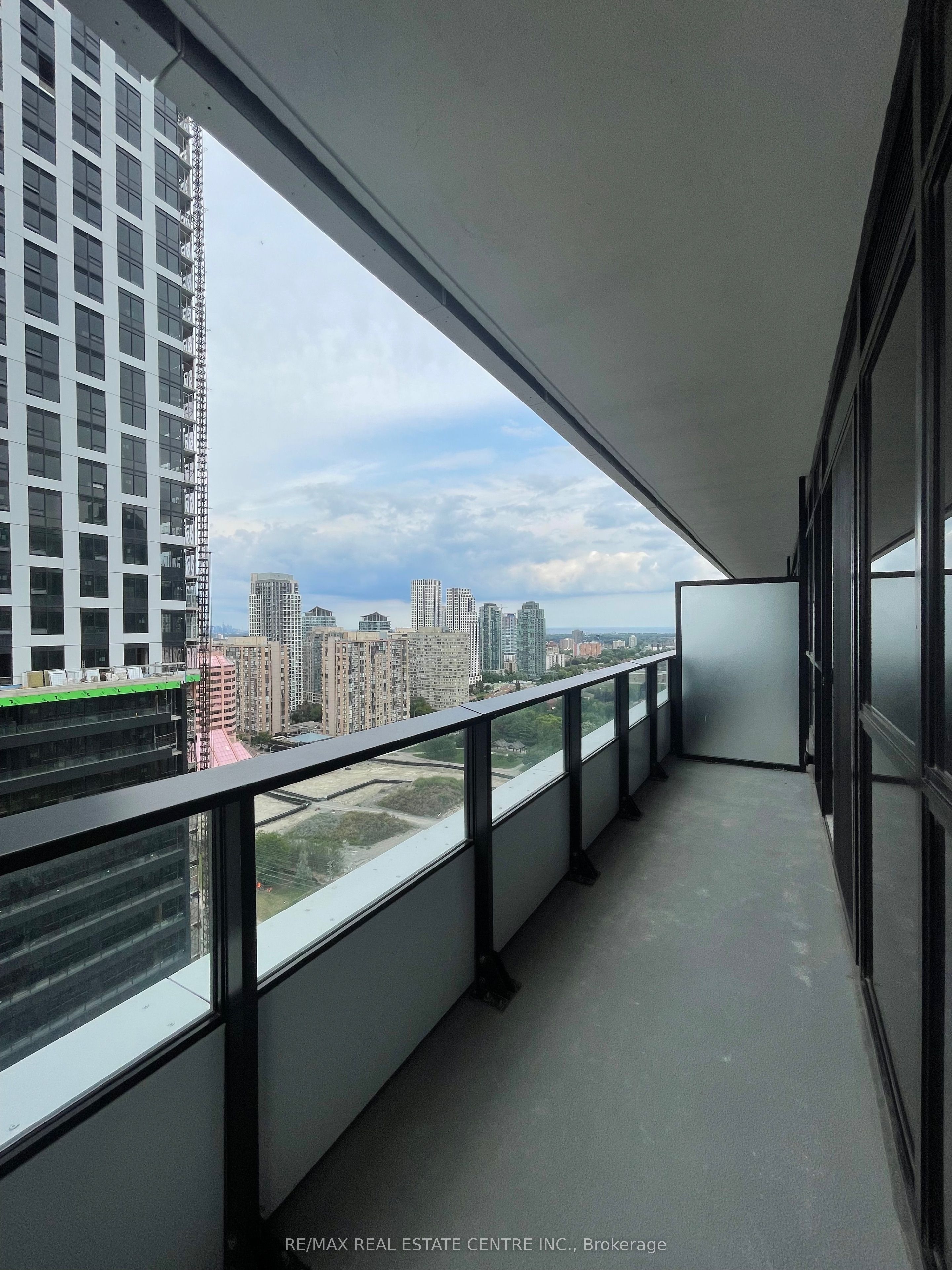 MLS #W12365440 image #22