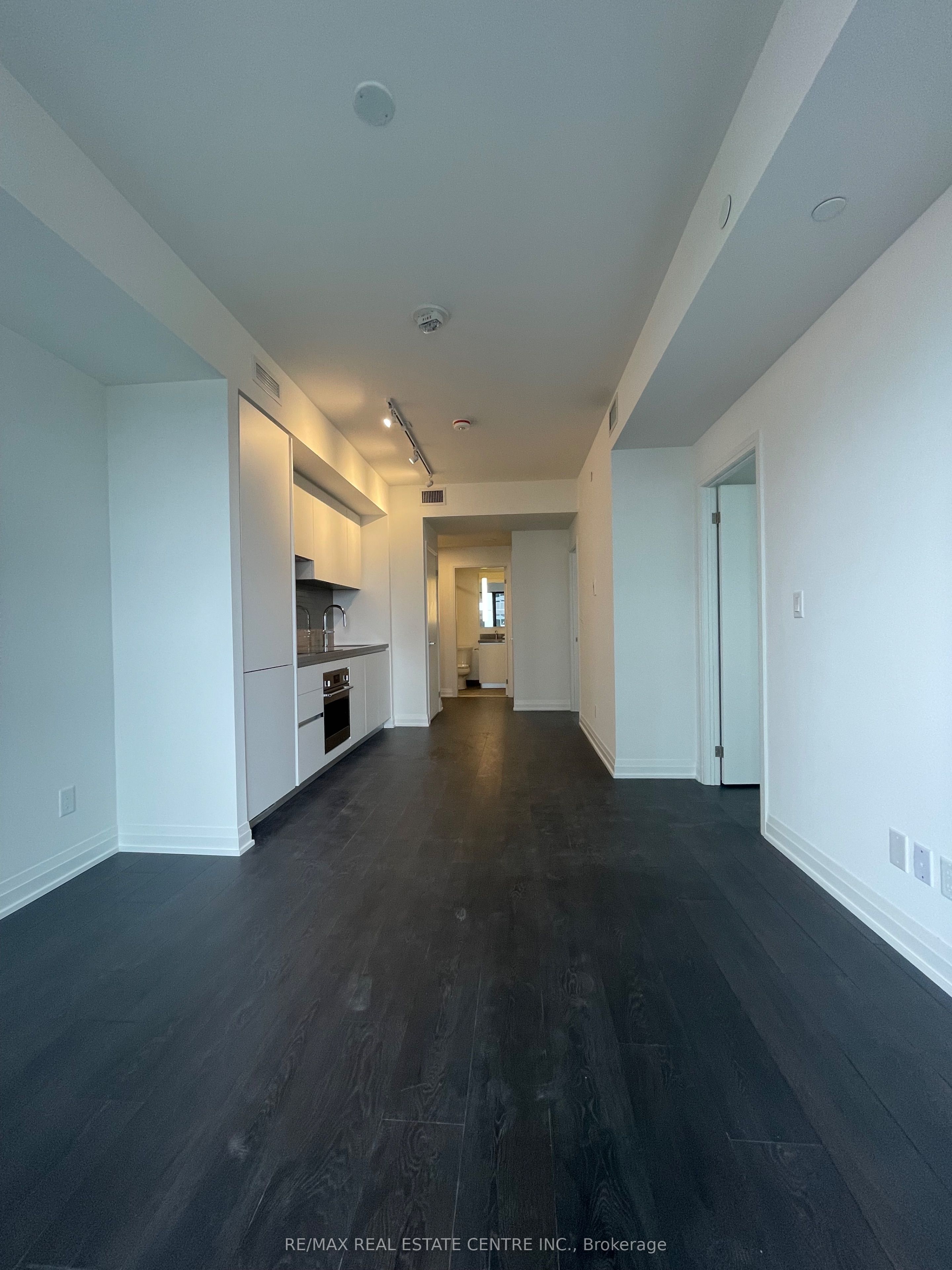 MLS #W12365440 image #8