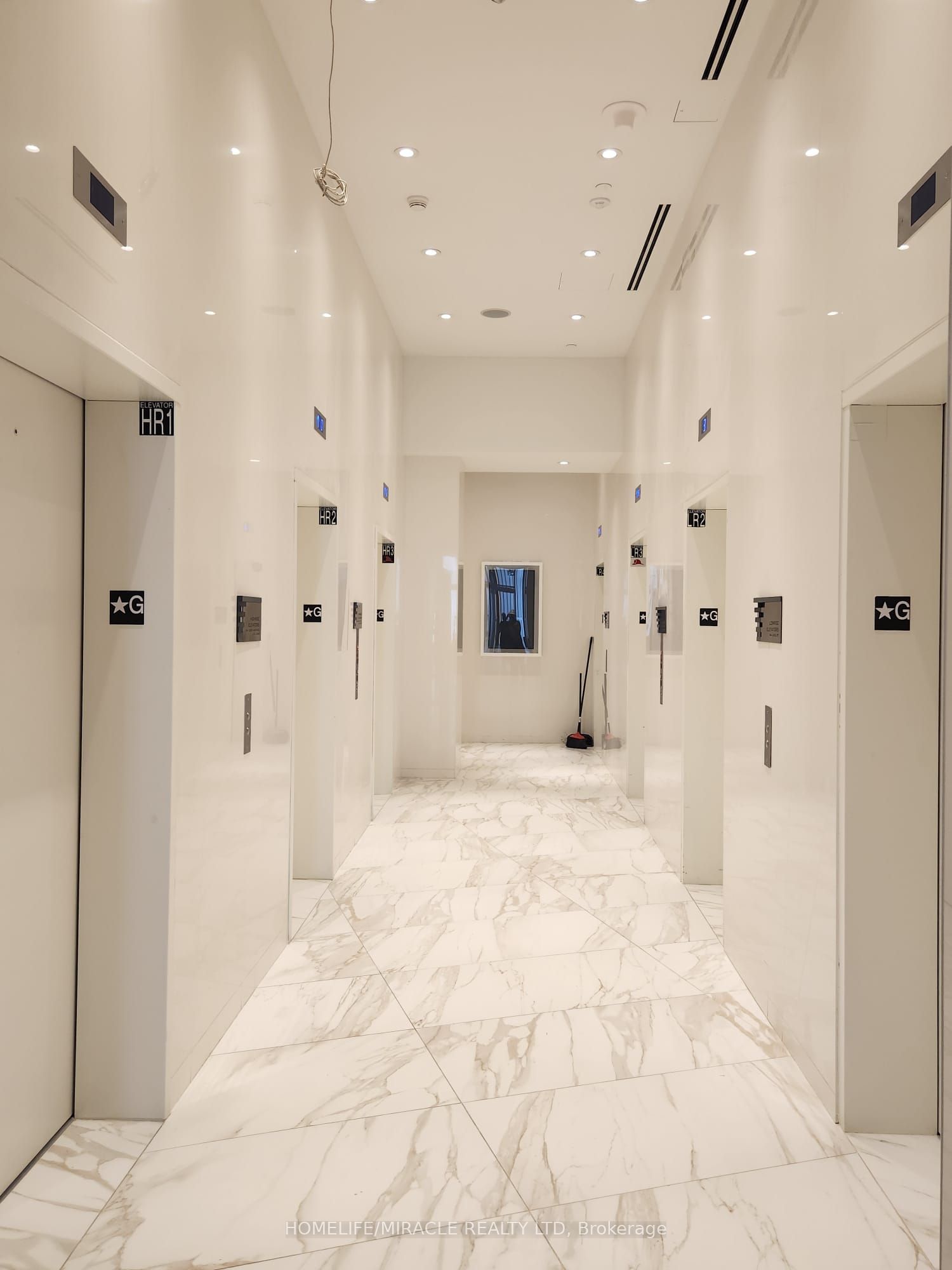 MLS #W12365543 image #11