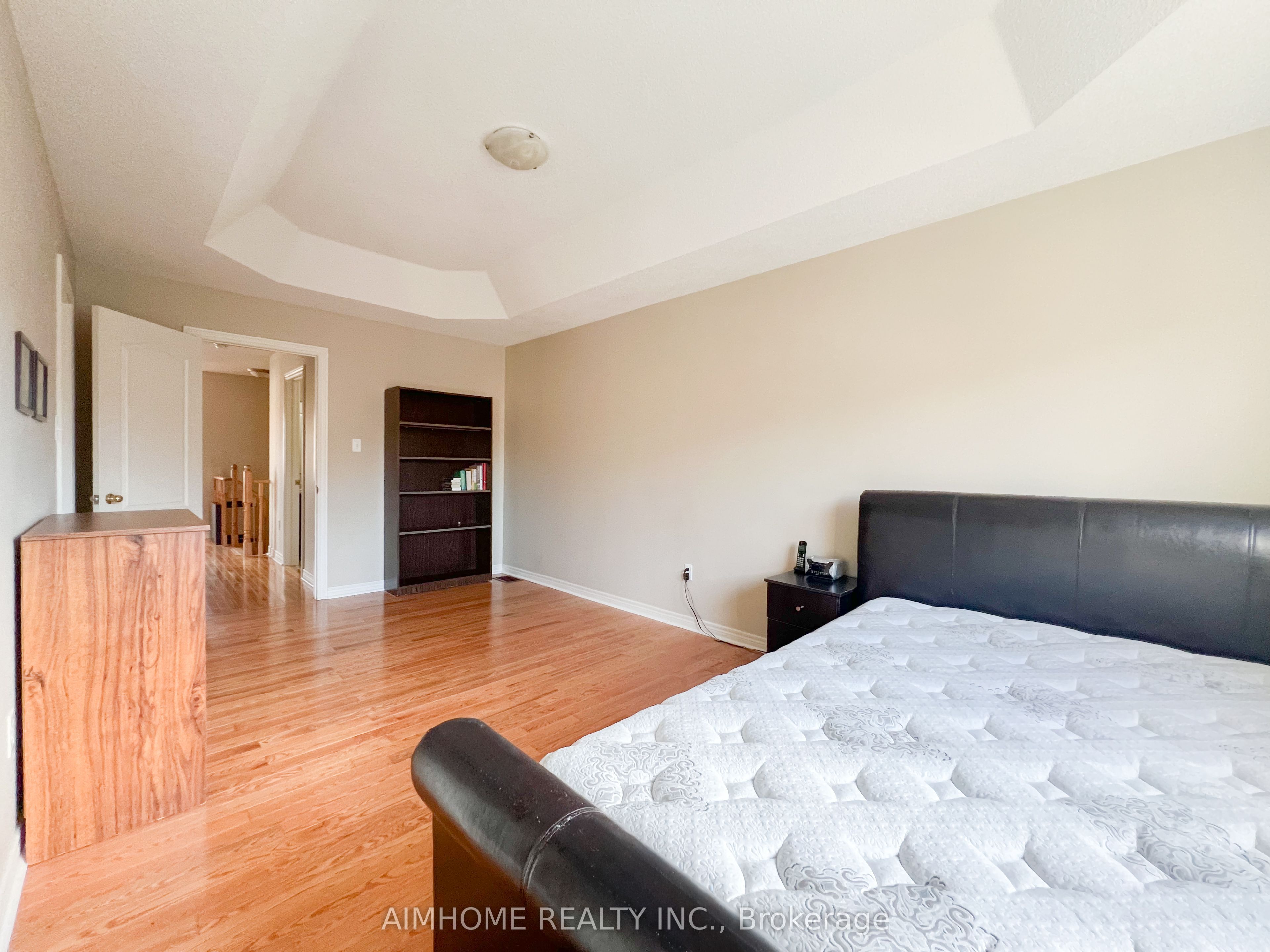 MLS #W12365579 image #10