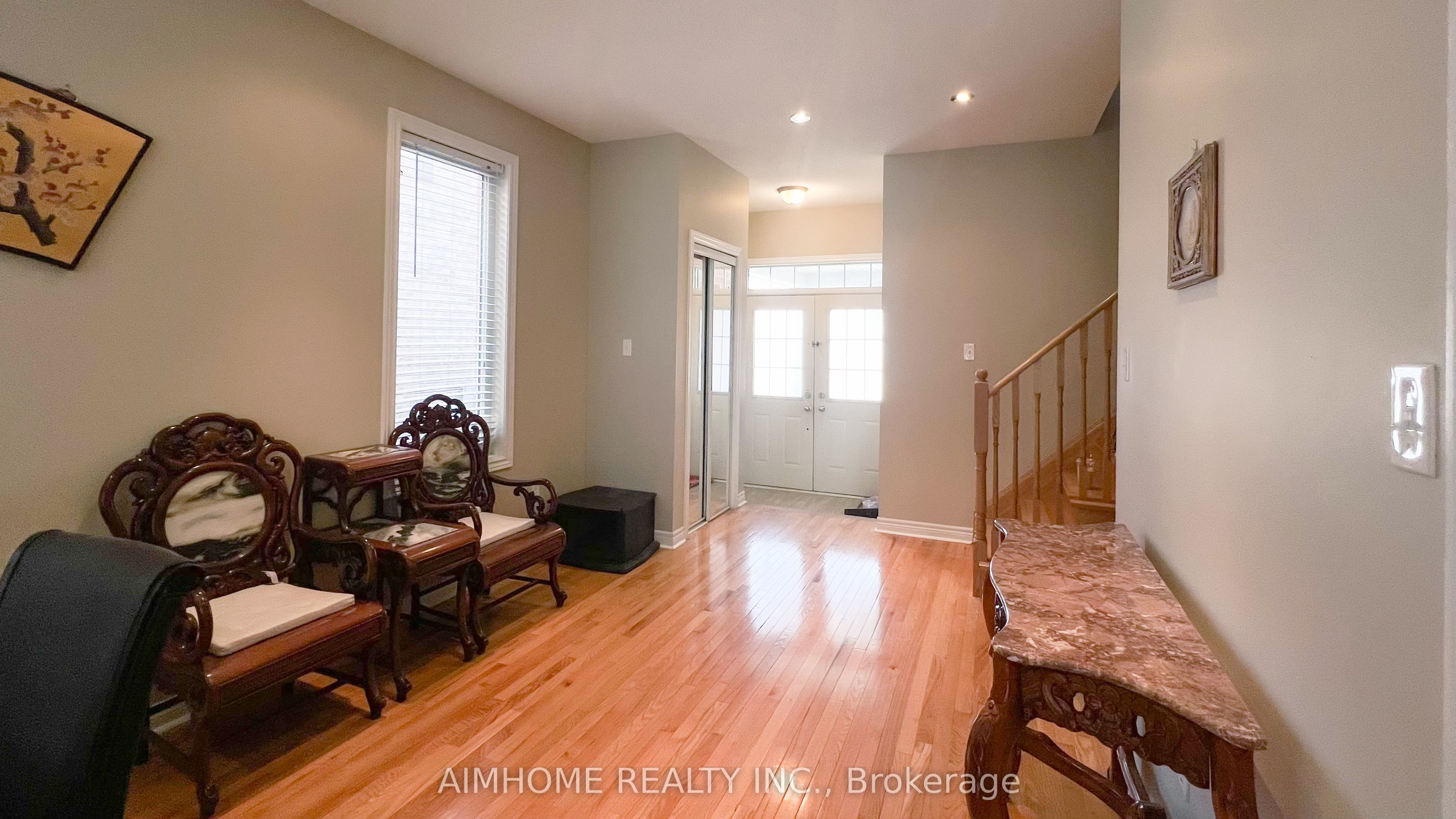 MLS #W12365579 image #7