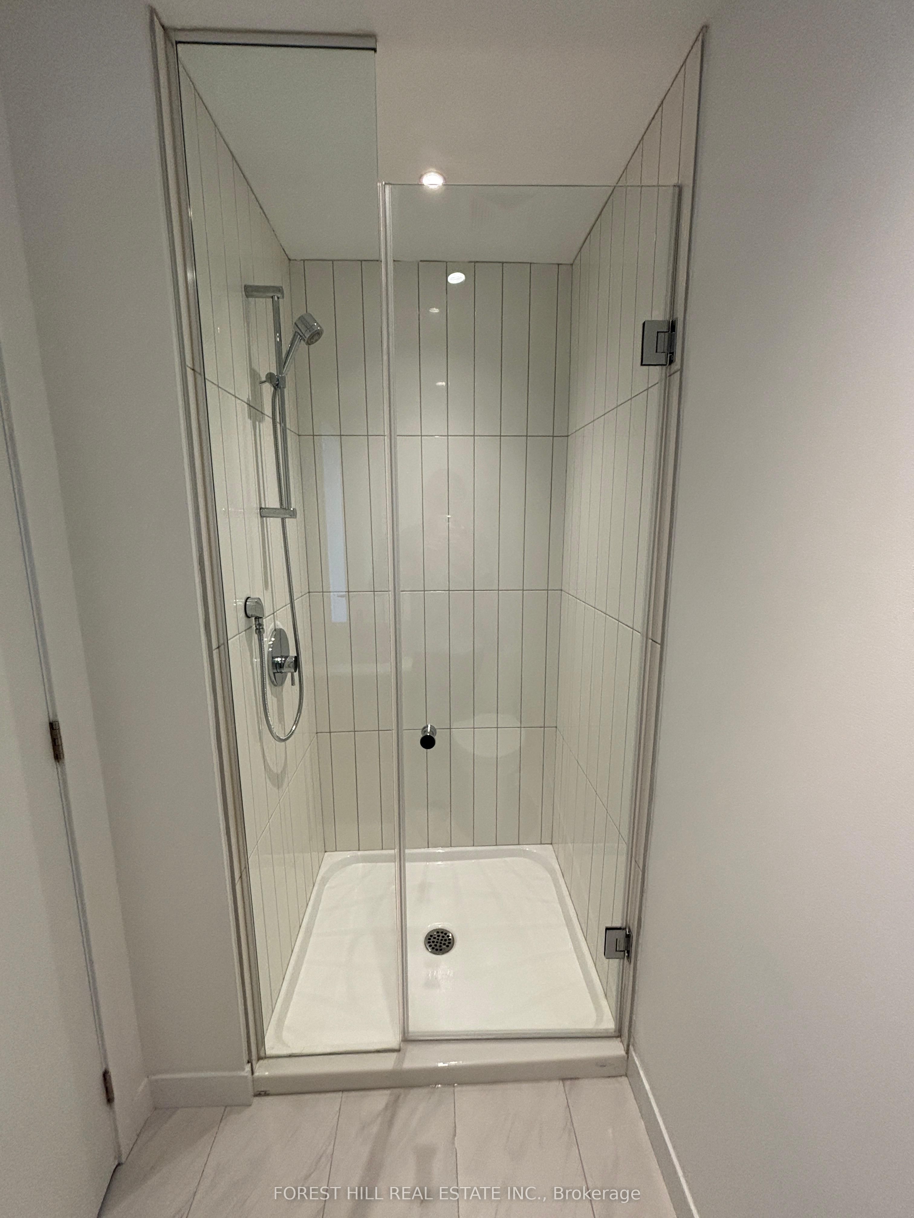 MLS #W12365643 image #5