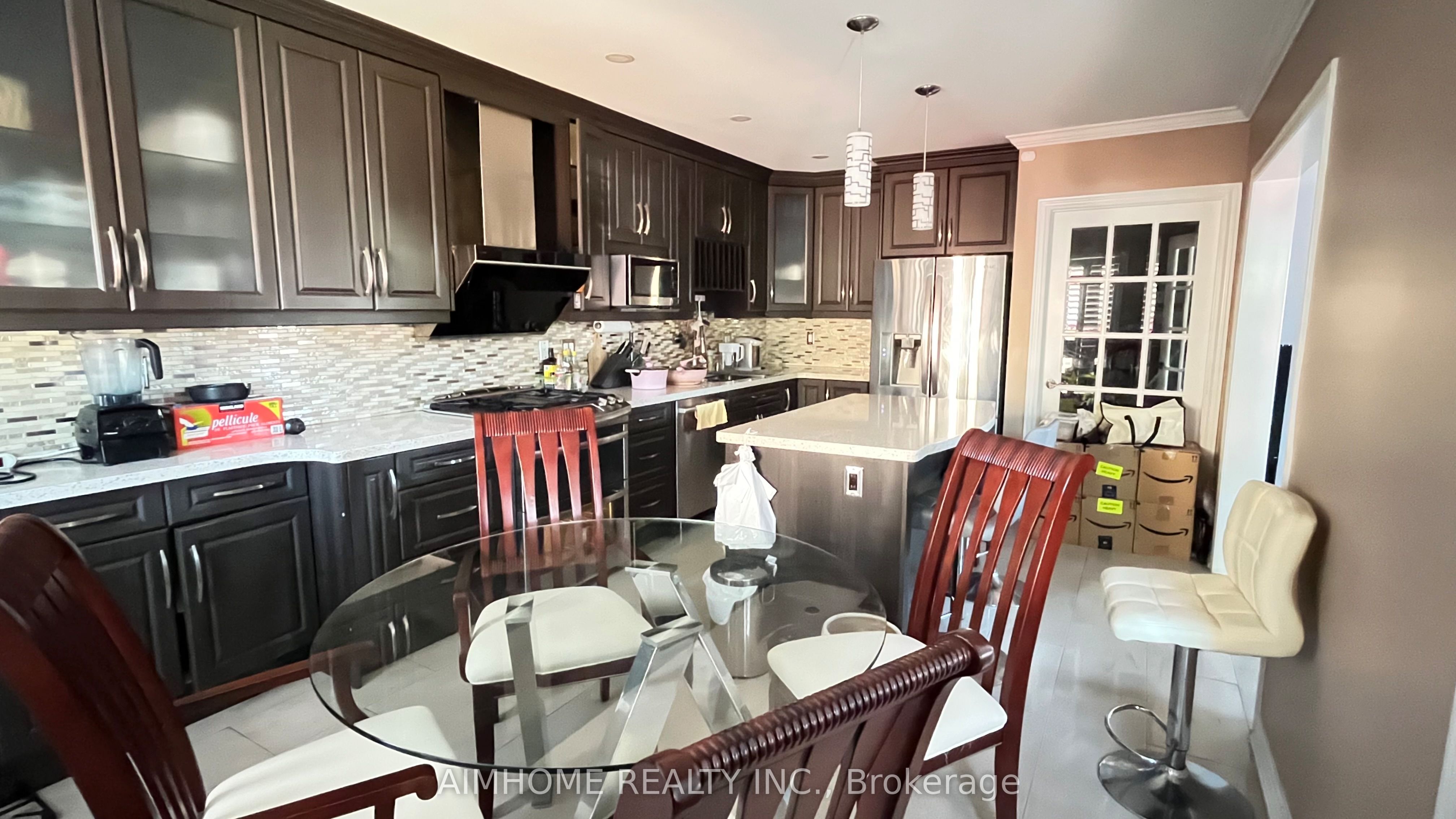 MLS #W12365782 image #3