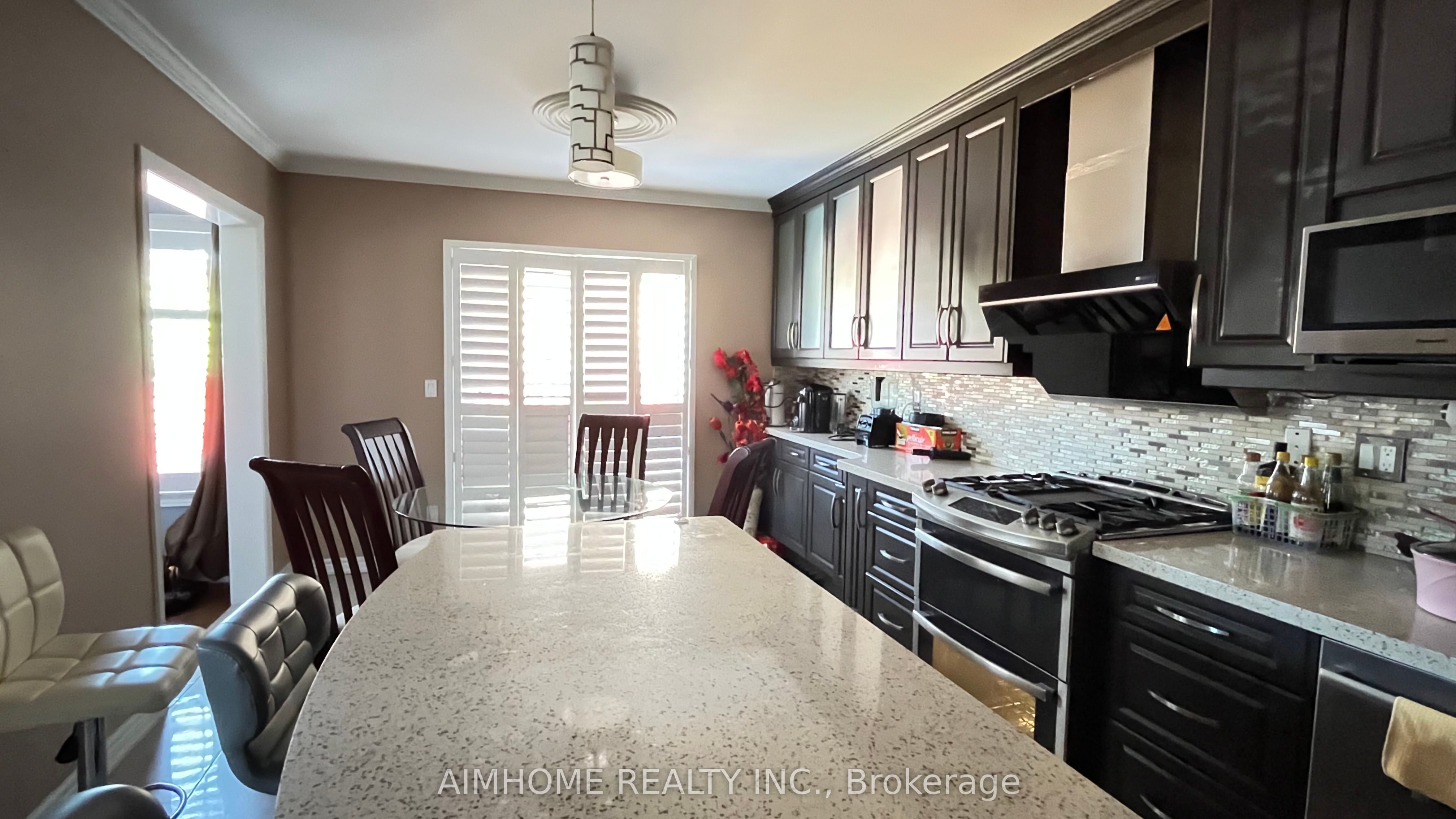 MLS #W12365782 image #5