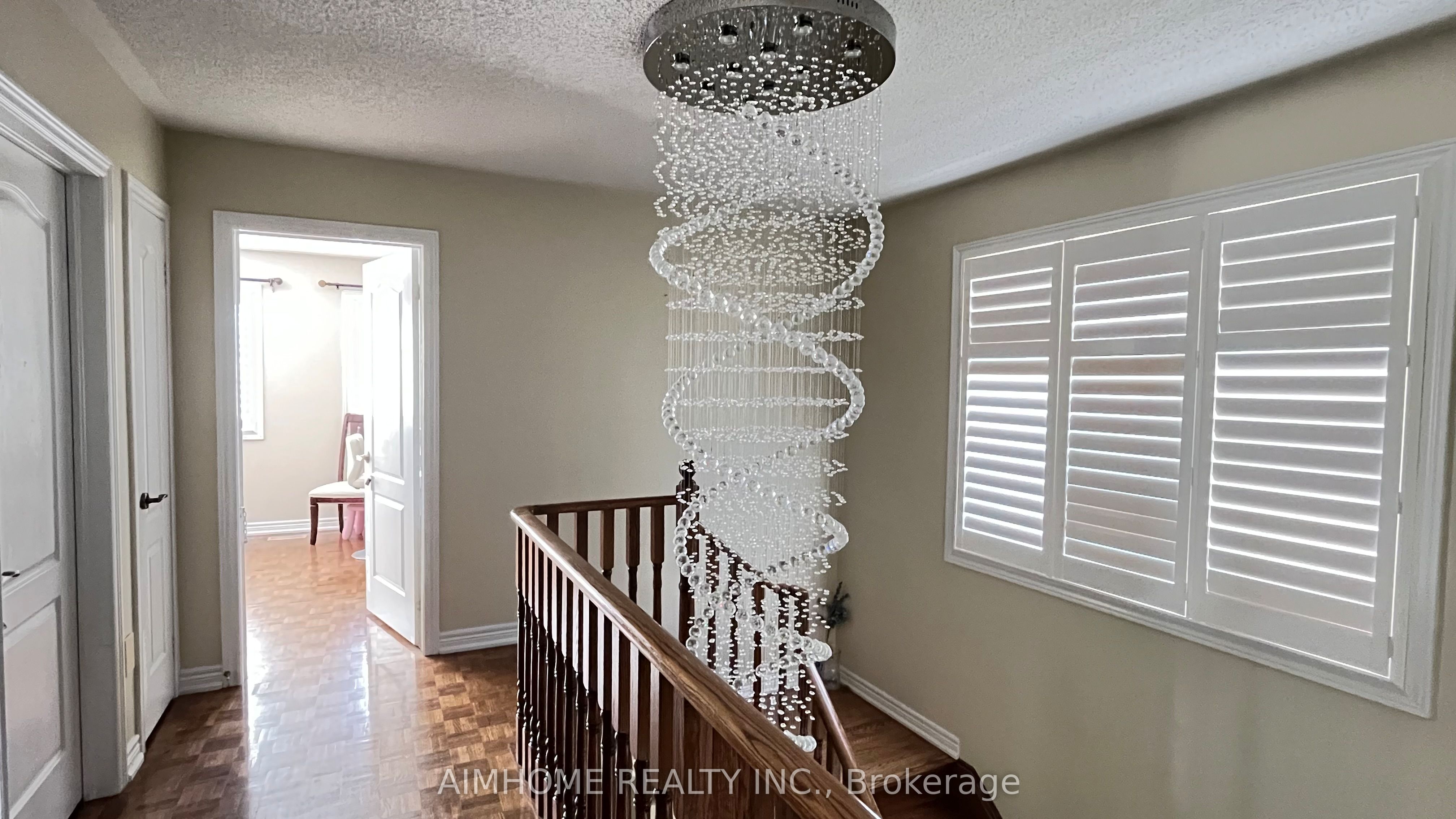 MLS #W12365782 image #7