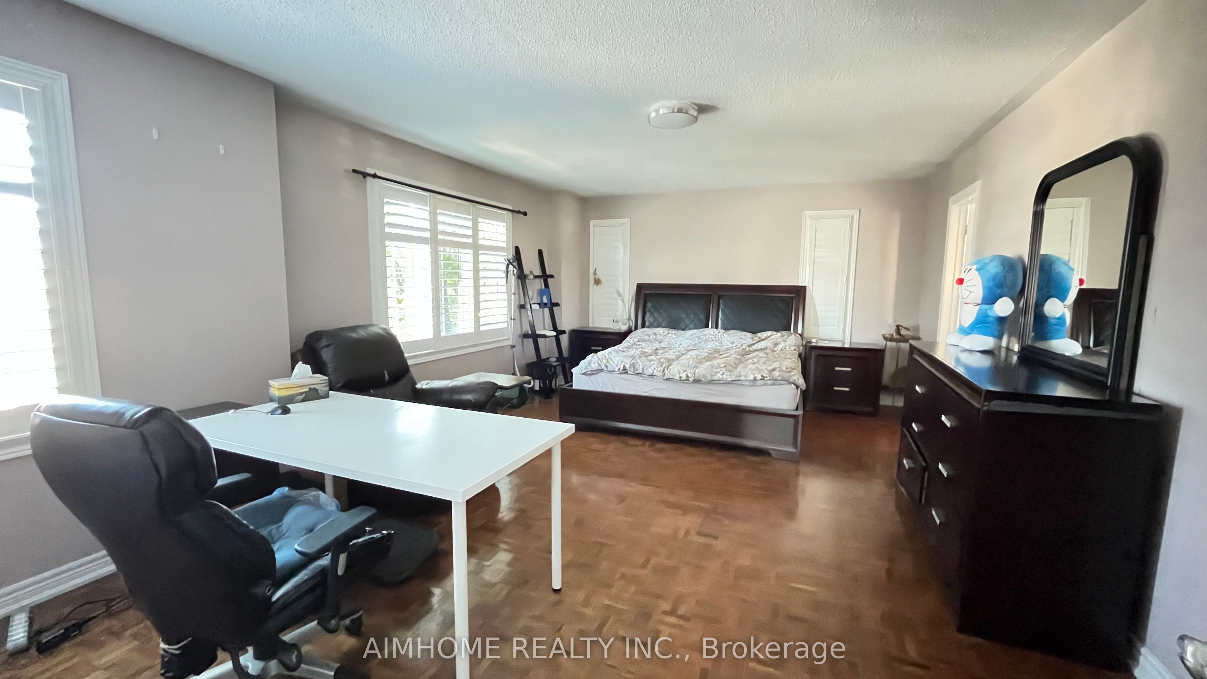 MLS #W12365782 image #8