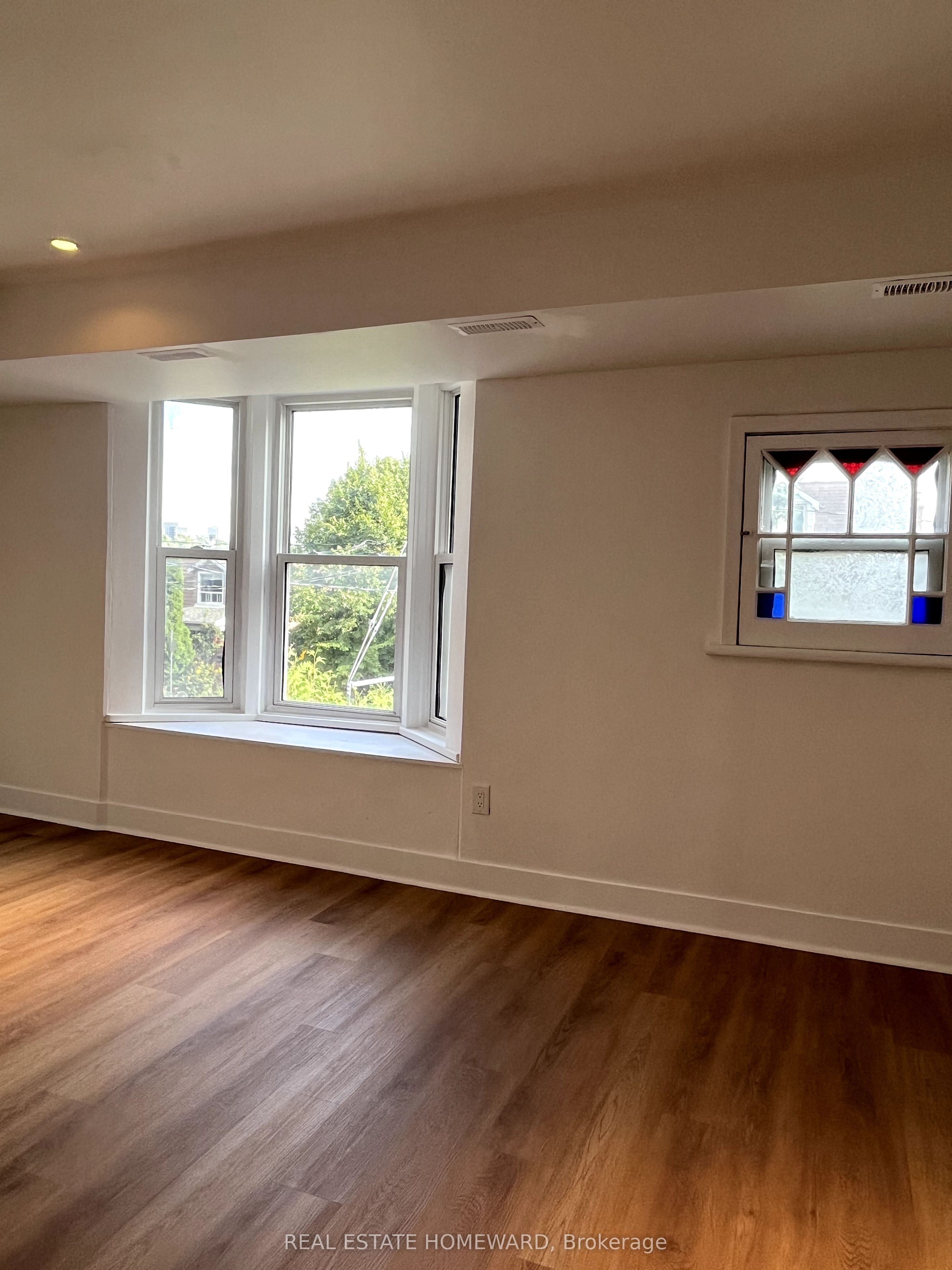 MLS #W12365915 image #10