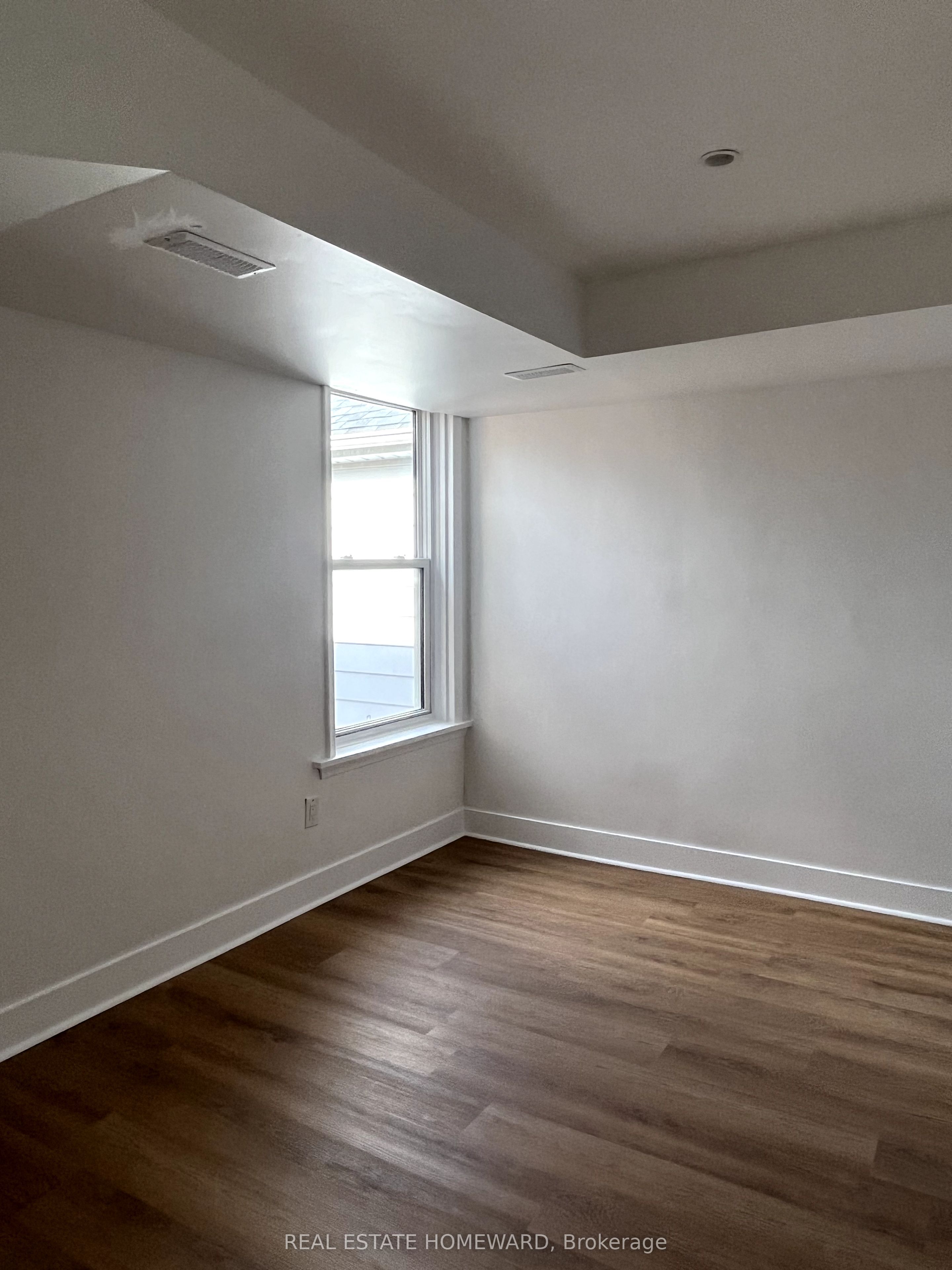 MLS #W12365915 image #15