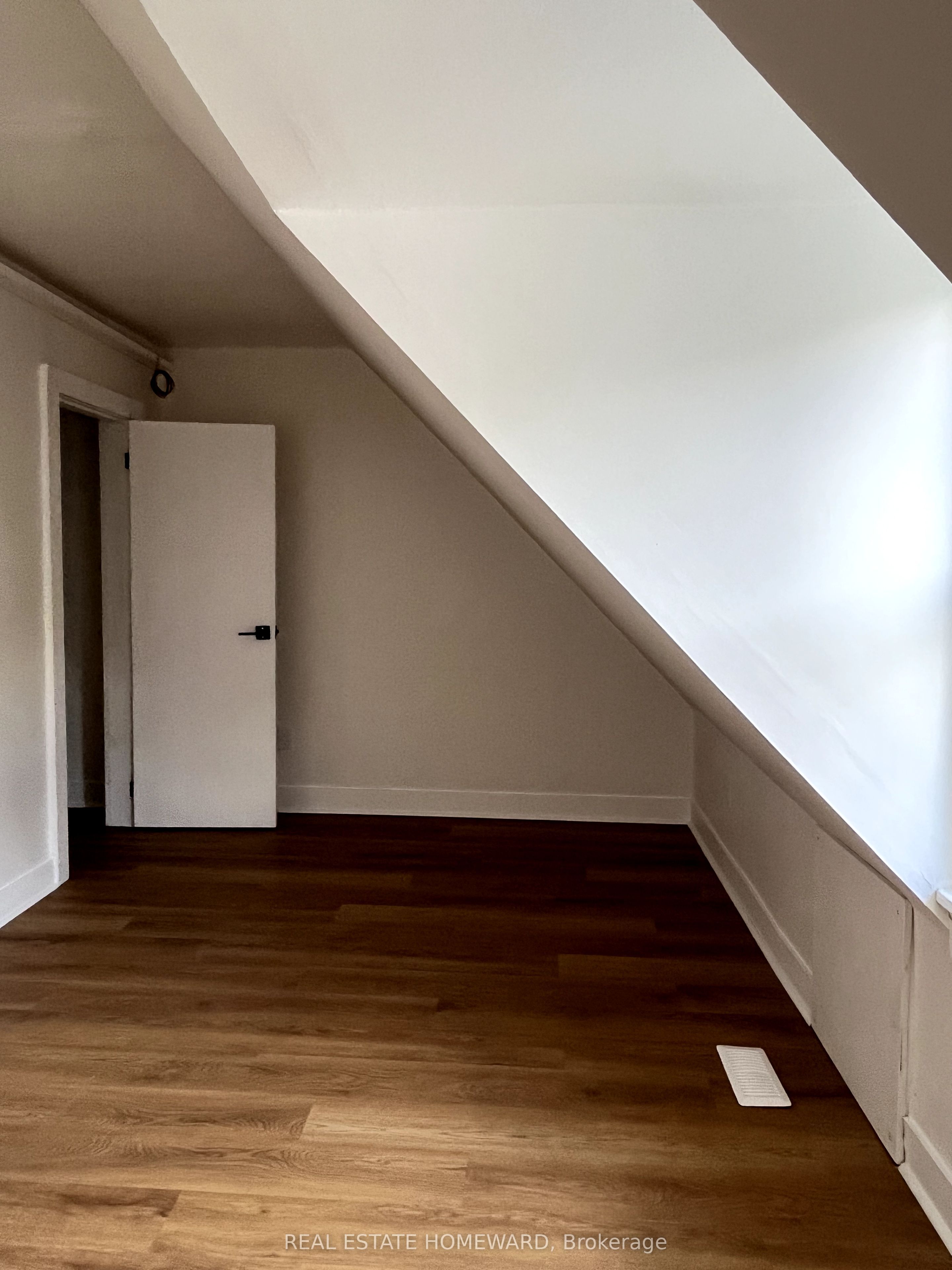 MLS #W12365915 image #19