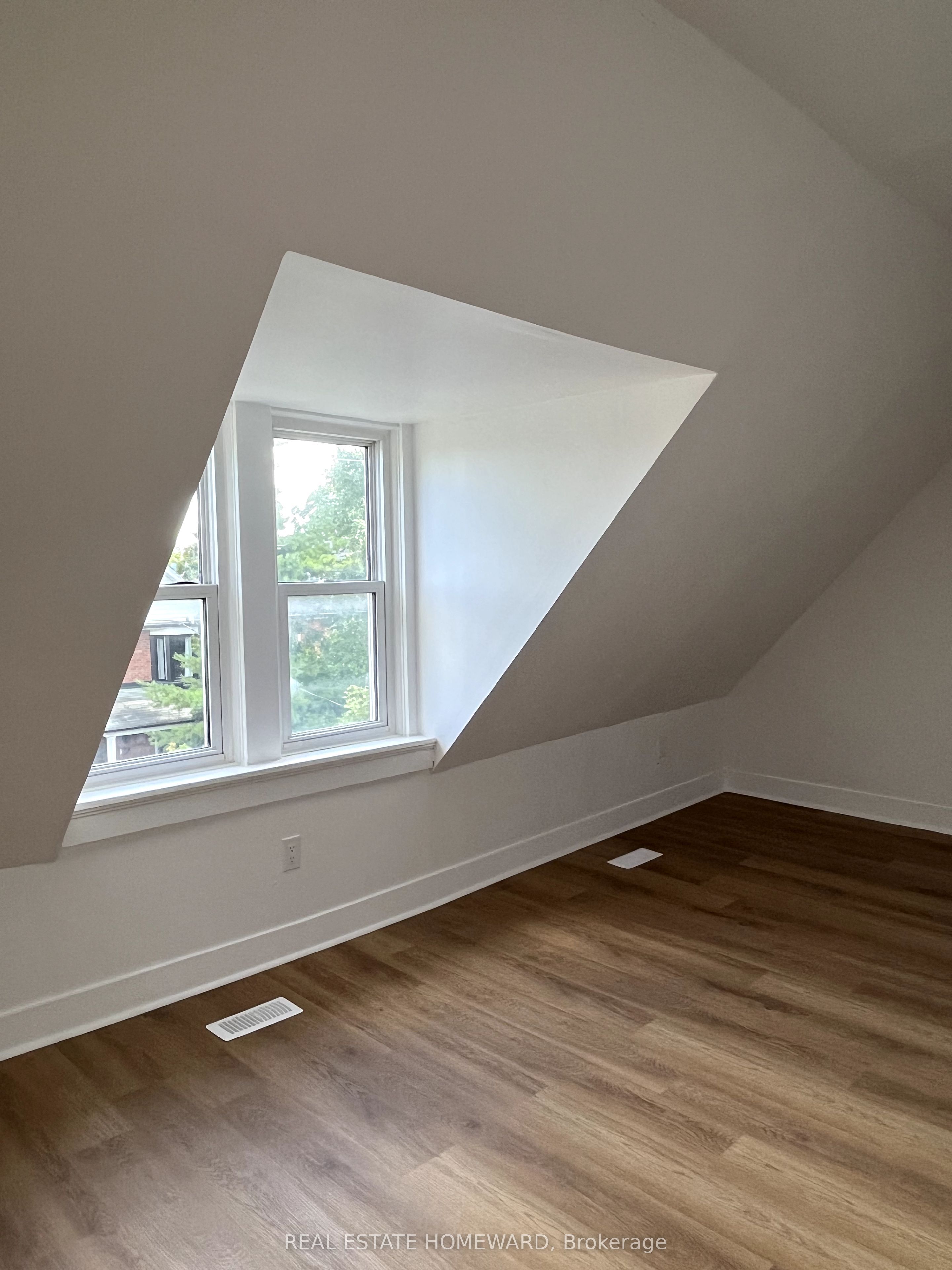 MLS #W12365915 image #20