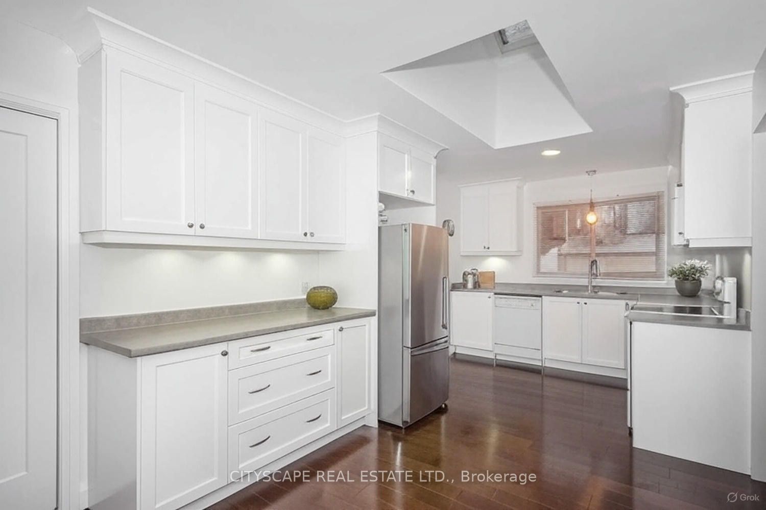 MLS #W12366028 image #2