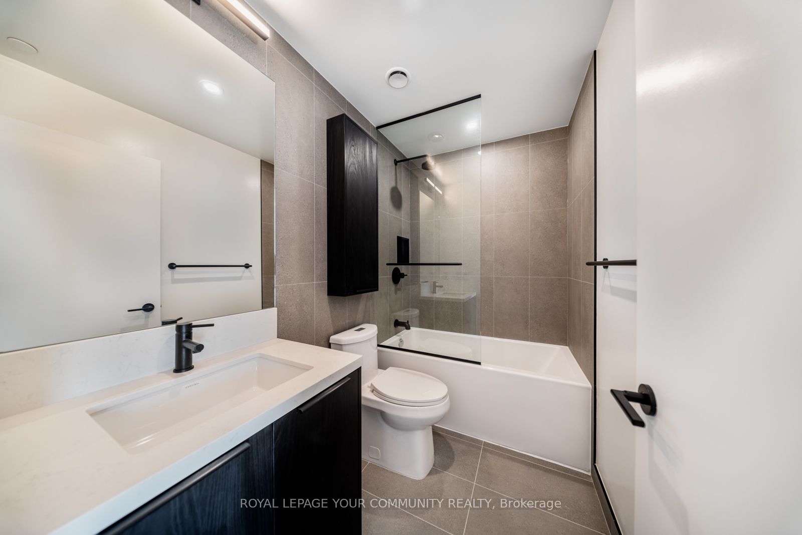 MLS #W12366528 image #18