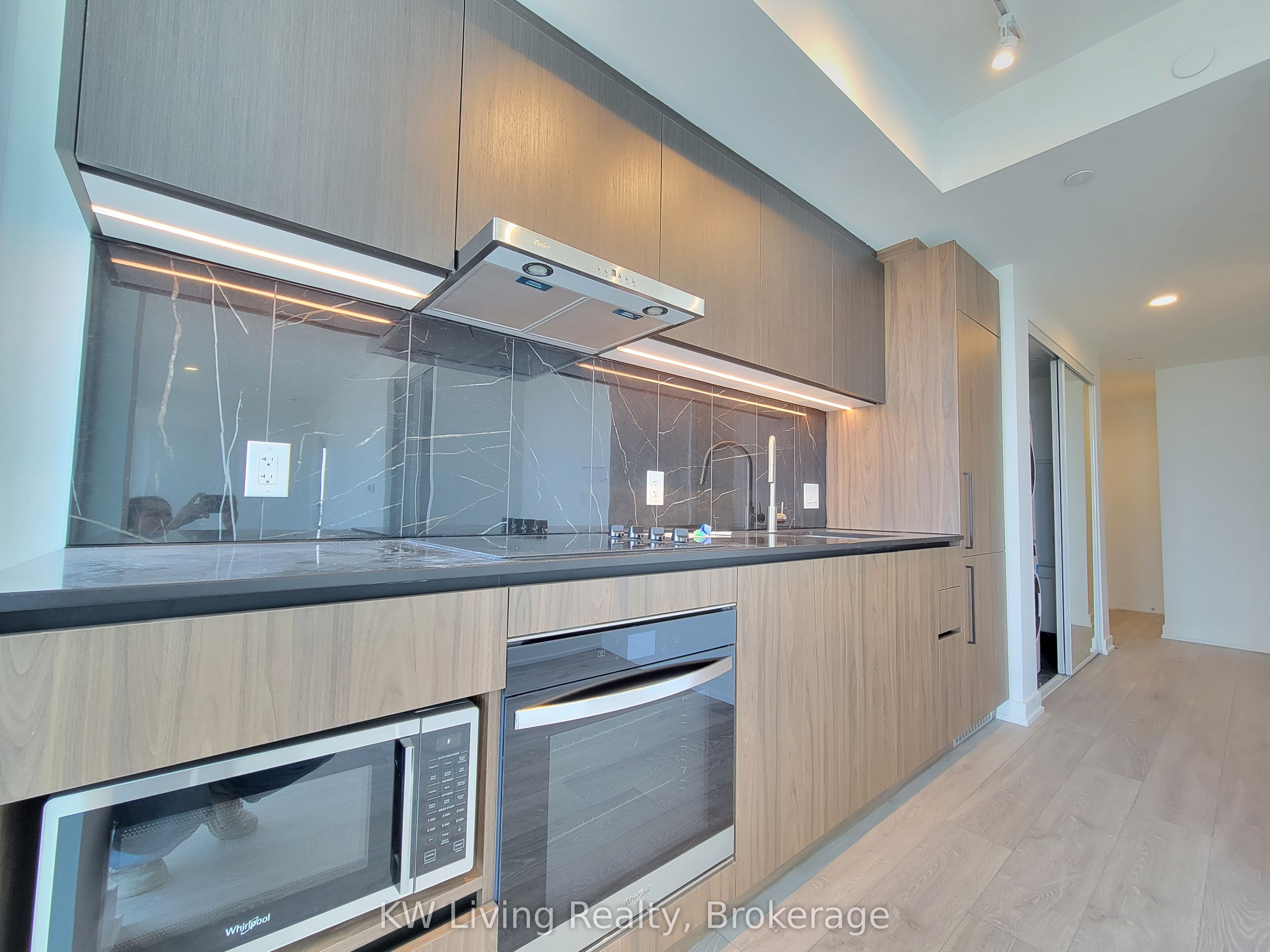 MLS #W12366843 image #14