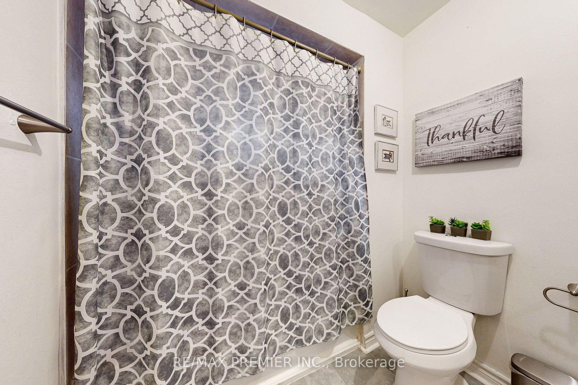 MLS #W12366886 image #18